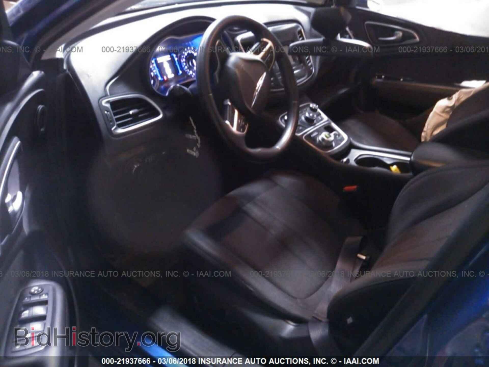 2015 Chrysler 200 - VIN: 1C3CCCAB2FN679226 - Photo 5