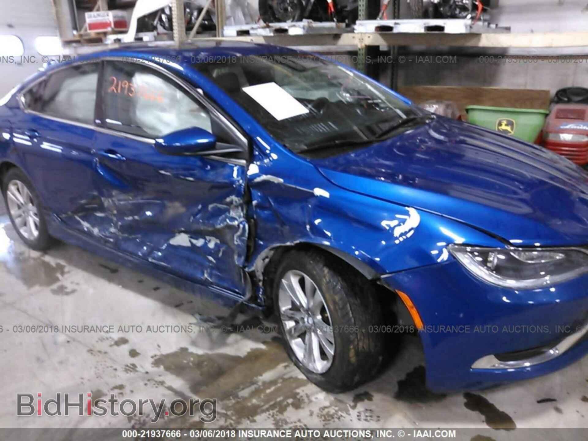2015 Chrysler 200 - VIN: 1C3CCCAB2FN679226 - Photo 6