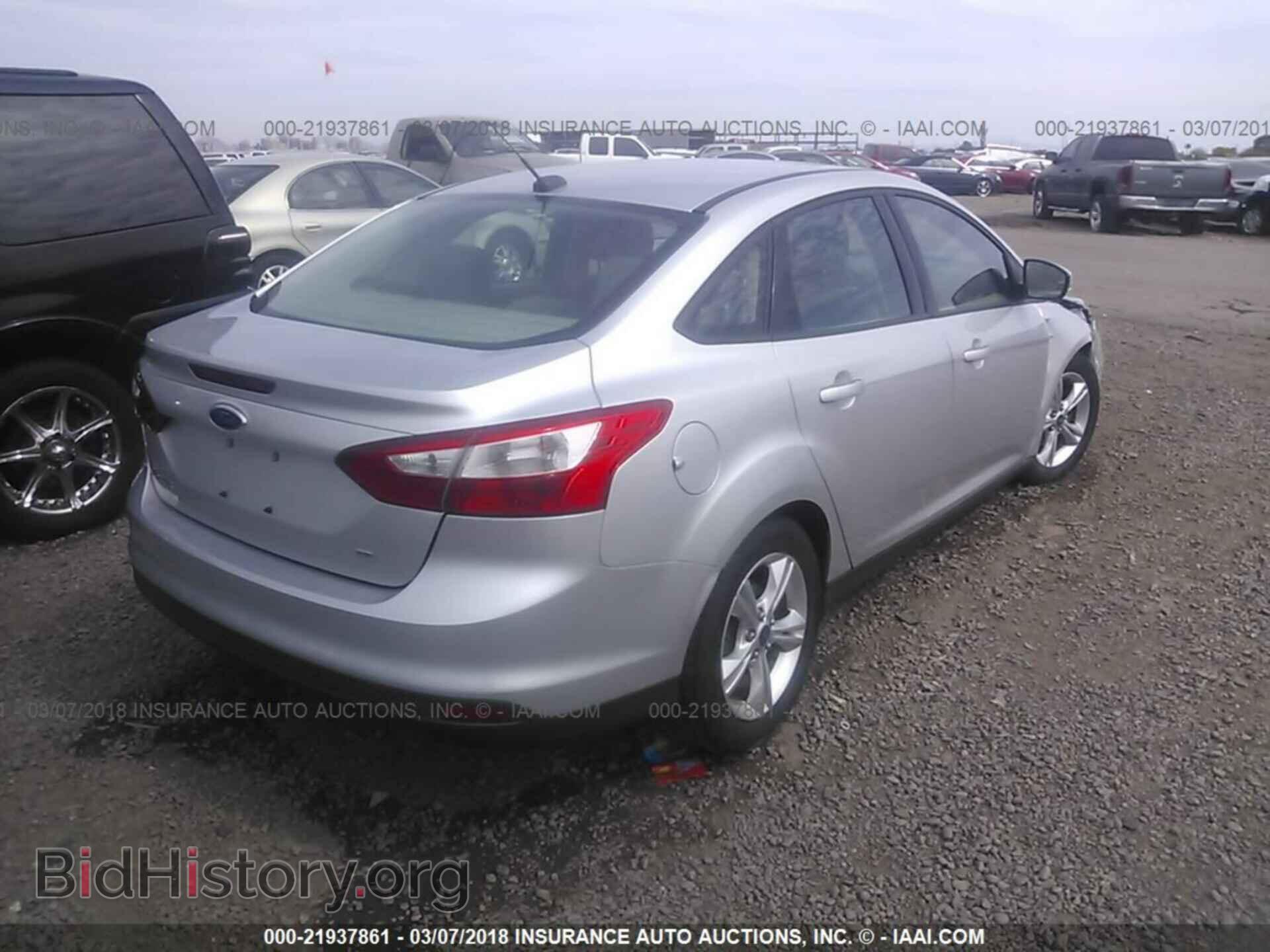 2013 Ford Focus - VIN: 1FADP3F28DL161035 - Photo 4