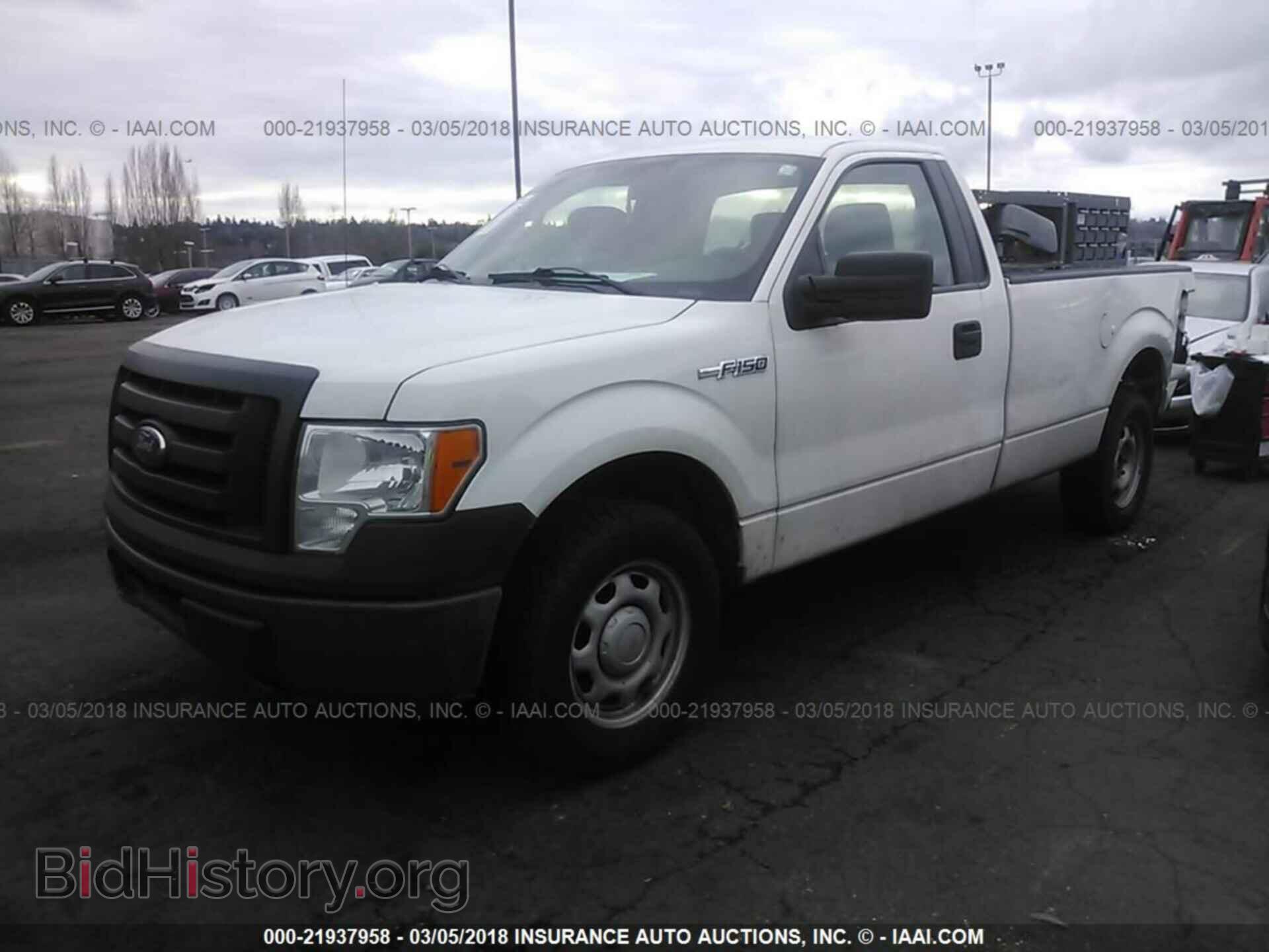 2011 Ford F150 - VIN: 1FTMF1CM2BKD53397 - Фото 2