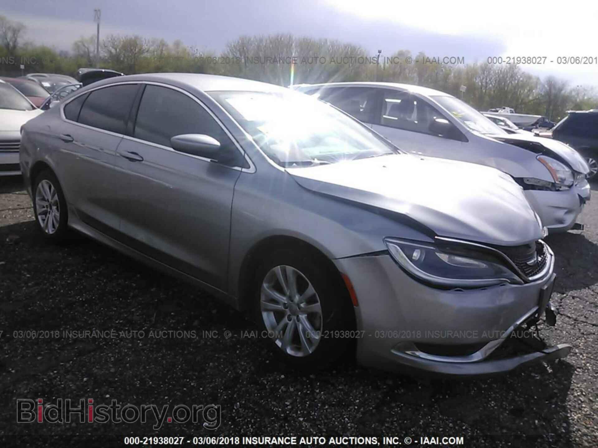 Photo 1C3CCCAB8FN675780 - Chrysler 200 2015