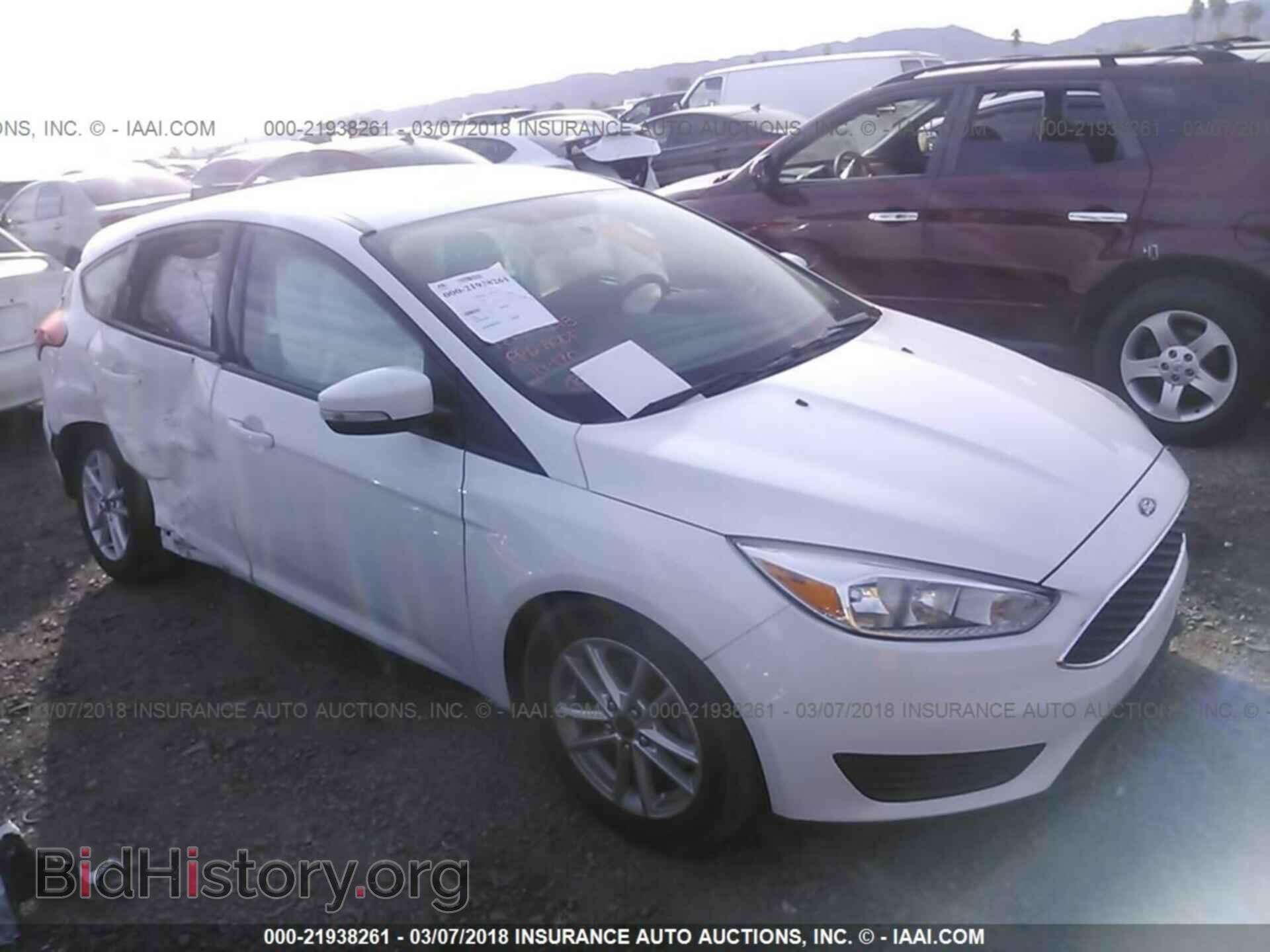 Фотография 1FADP3K23GL263983 - Ford Focus 2016