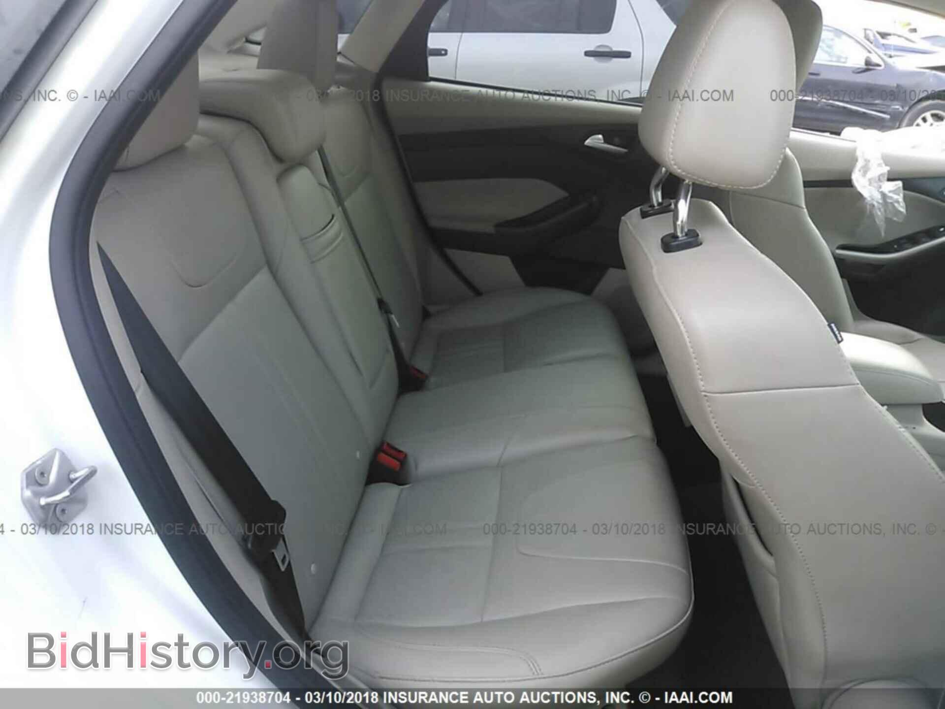 2012 Ford Focus - VIN: 1FAHP3H20CL324872 - Photo 8