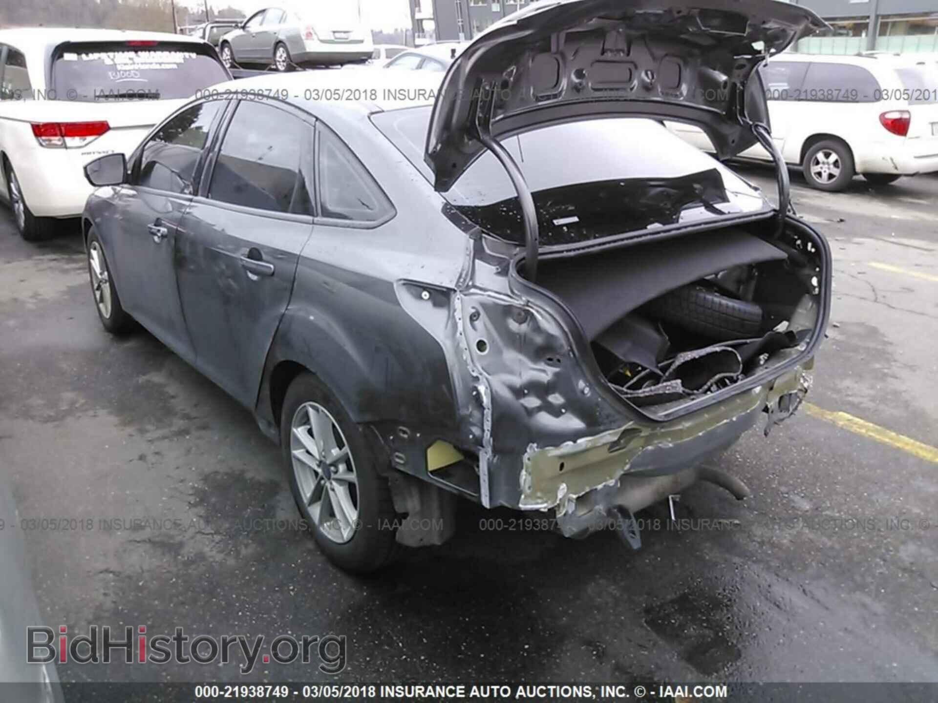 2015 Ford Focus - VIN: 1FADP3F24FL316926 - Фото 3