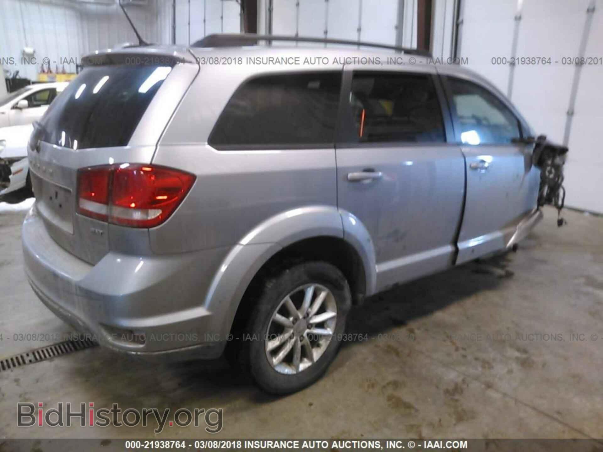 2017 Dodge Journey - VIN: 3C4PDDBG3HT564826 - Фото 4