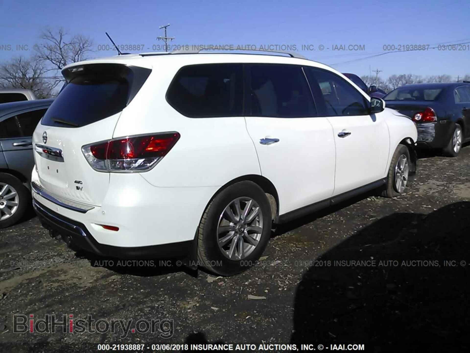 2014 Nissan Pathfinder - VIN: 5N1AR2MMXEC734665 - Photo 4