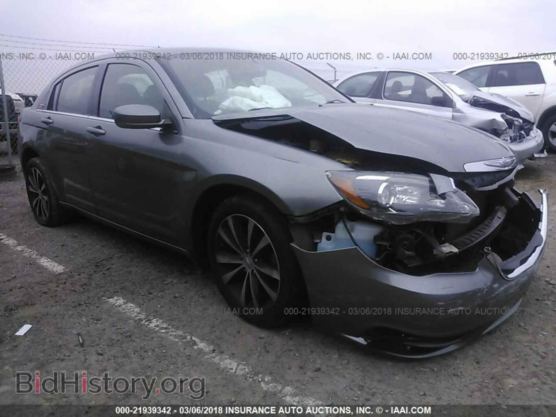 Фотография 1C3CCBBG3CN258440 - Chrysler 200 2012