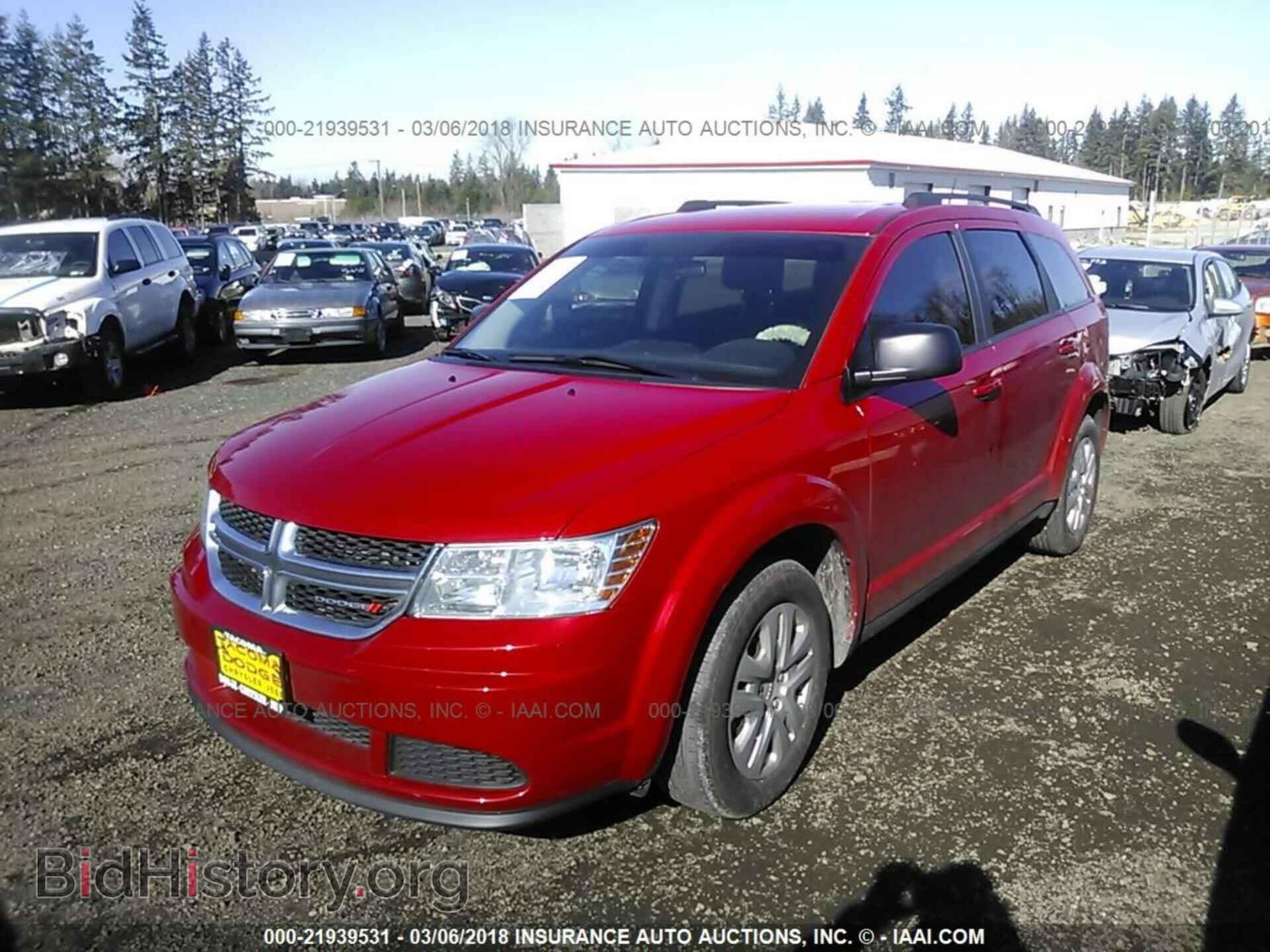 2017 Dodge Journey - VIN: 3C4PDCAB7HT630102 - Фото 2