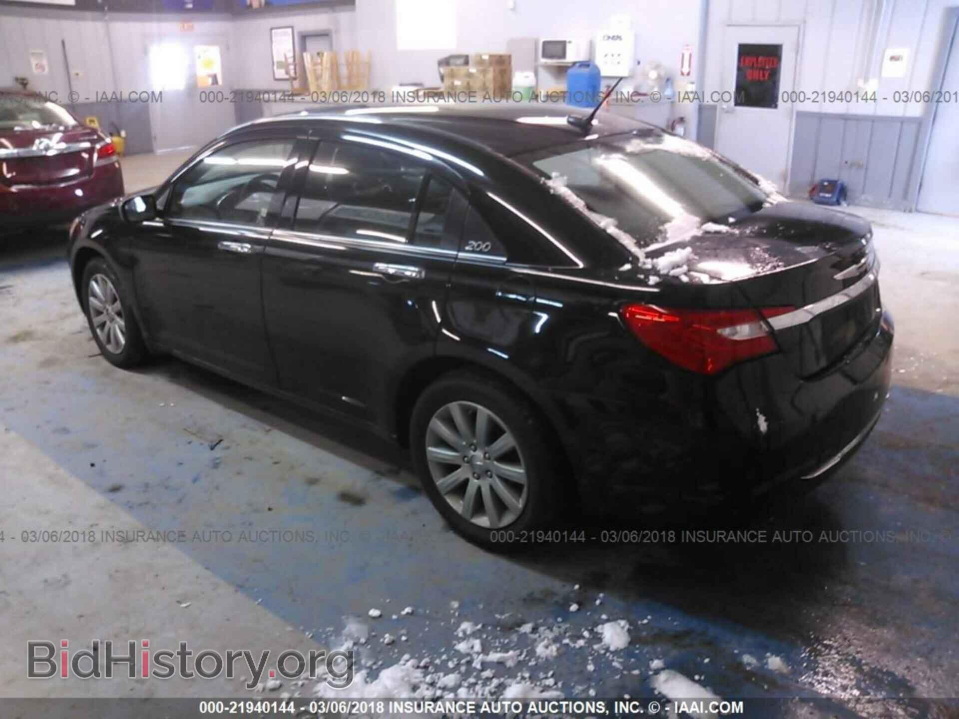 2013 Chrysler 200 - VIN: 1C3CCBCG0DN759740 - Фото 3