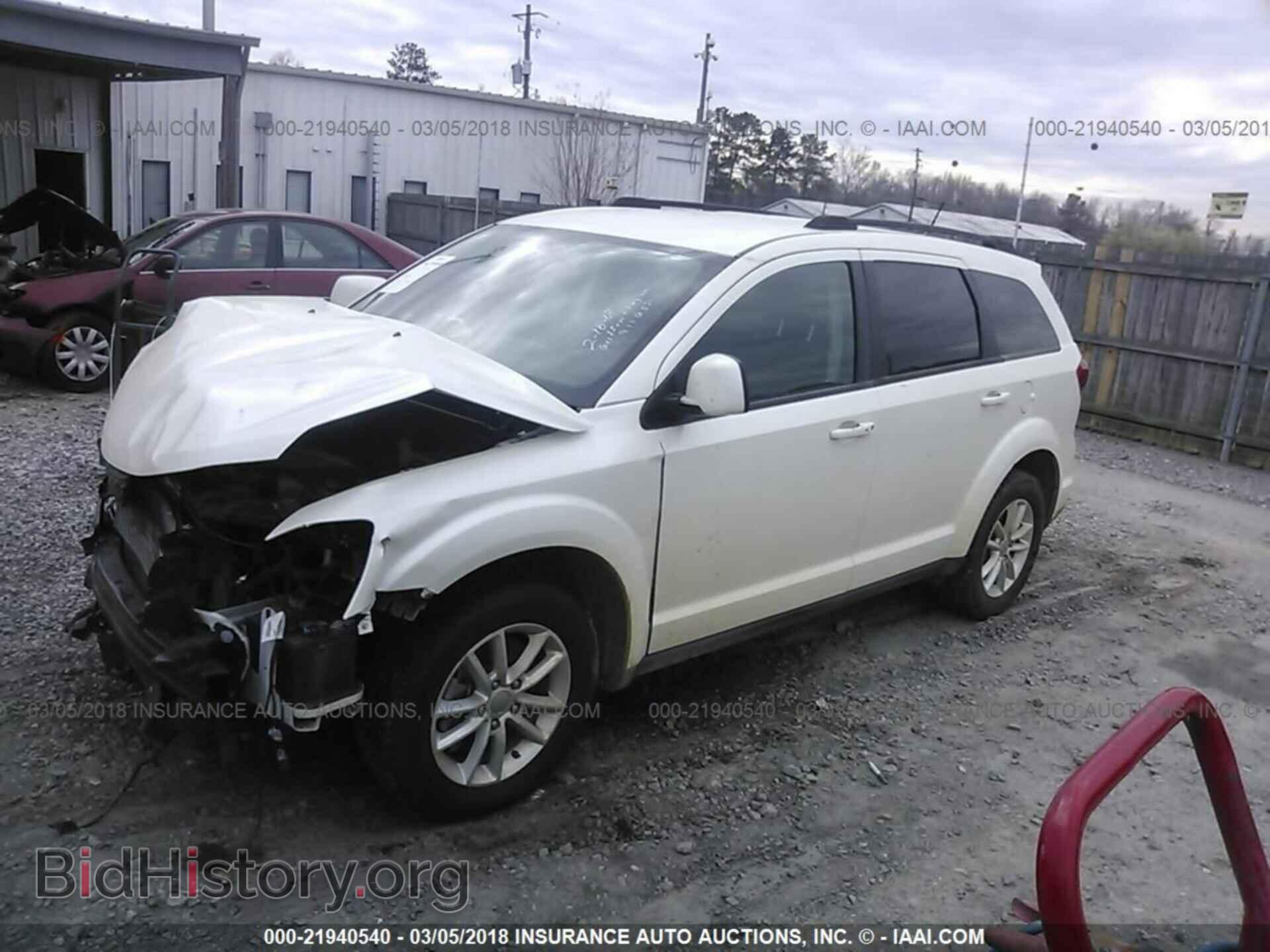 2015 Dodge Journey - VIN: 3C4PDCBG0FT553712 - Photo 2