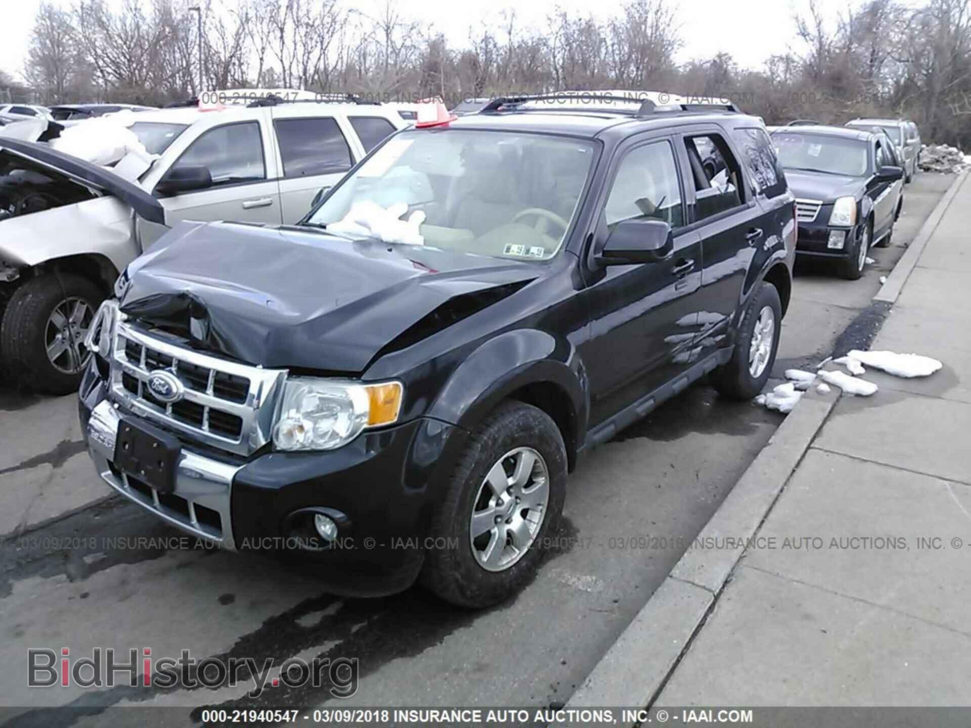 2011 Ford Escape - VIN: 1FMCU0E77BKA98552 - Photo 2