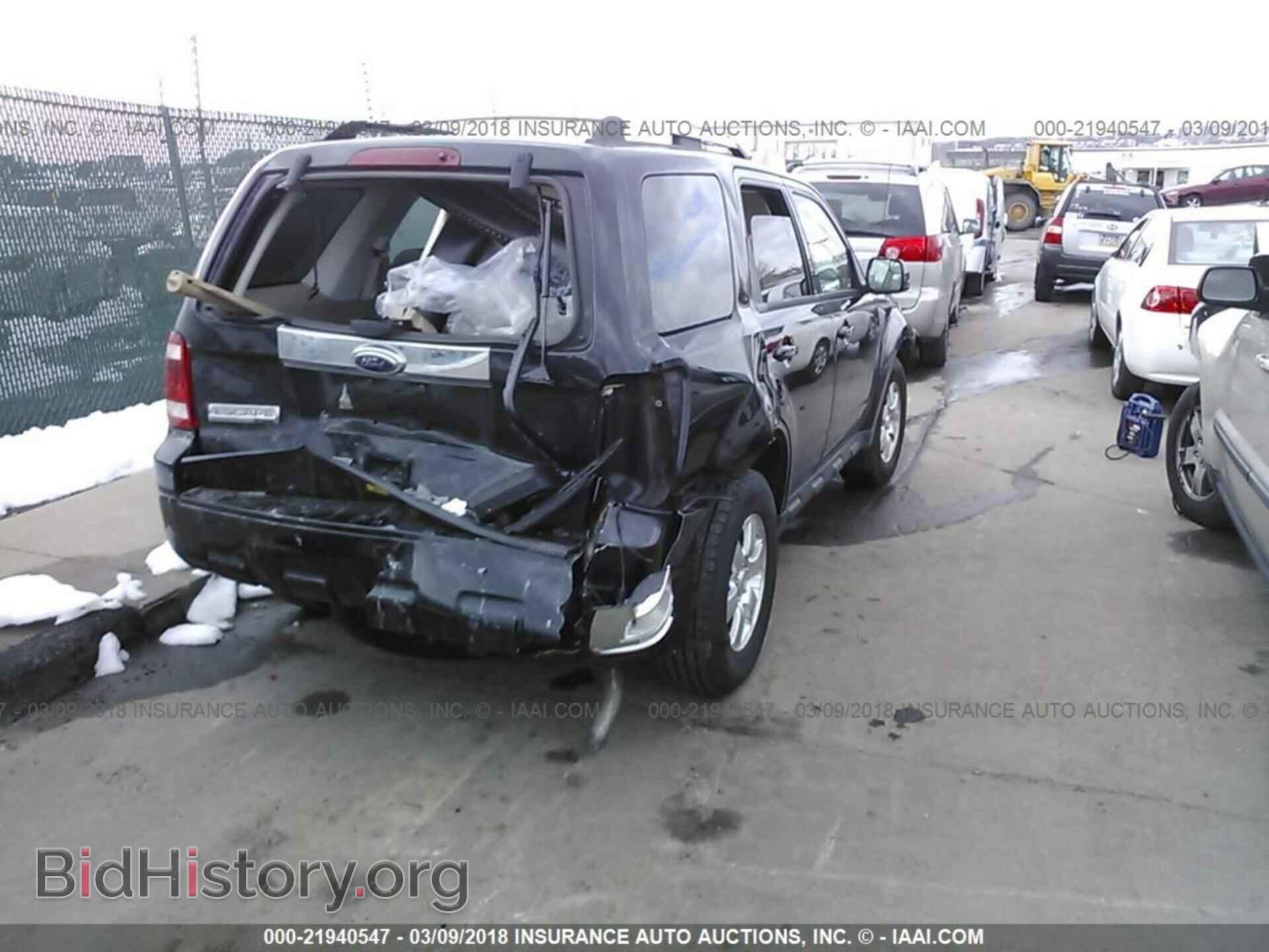 2011 Ford Escape - VIN: 1FMCU0E77BKA98552 - Photo 4