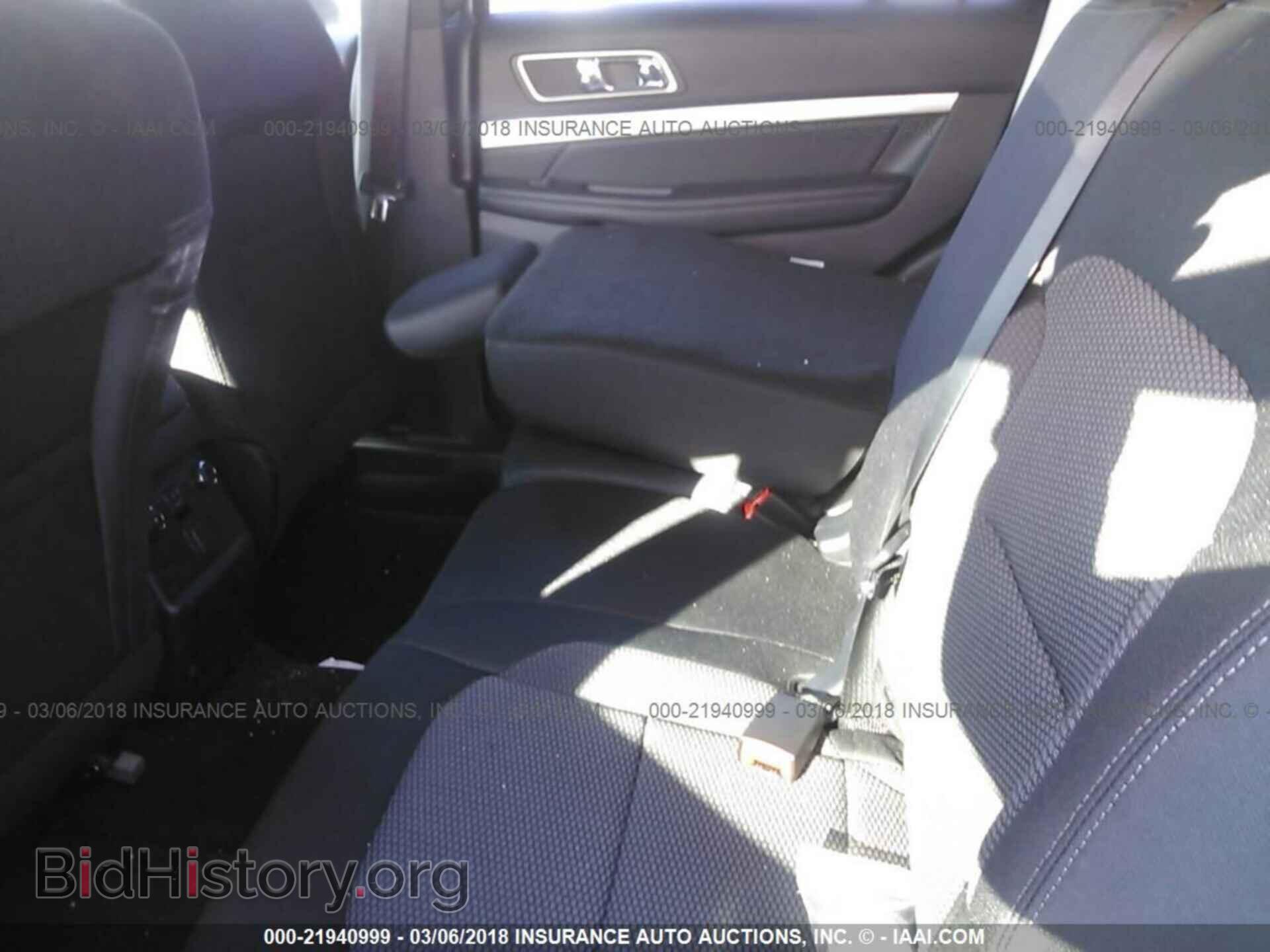 2017 Ford Explorer - VIN: 1FM5K8D85HGE07745 - Фото 8