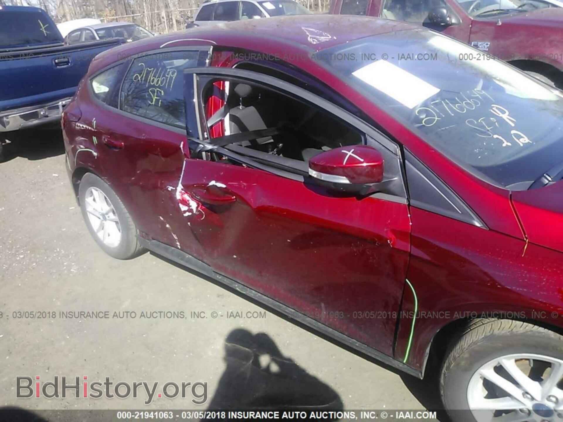 2017 Ford Focus - VIN: 1FADP3K28HL294566 - Фото 6