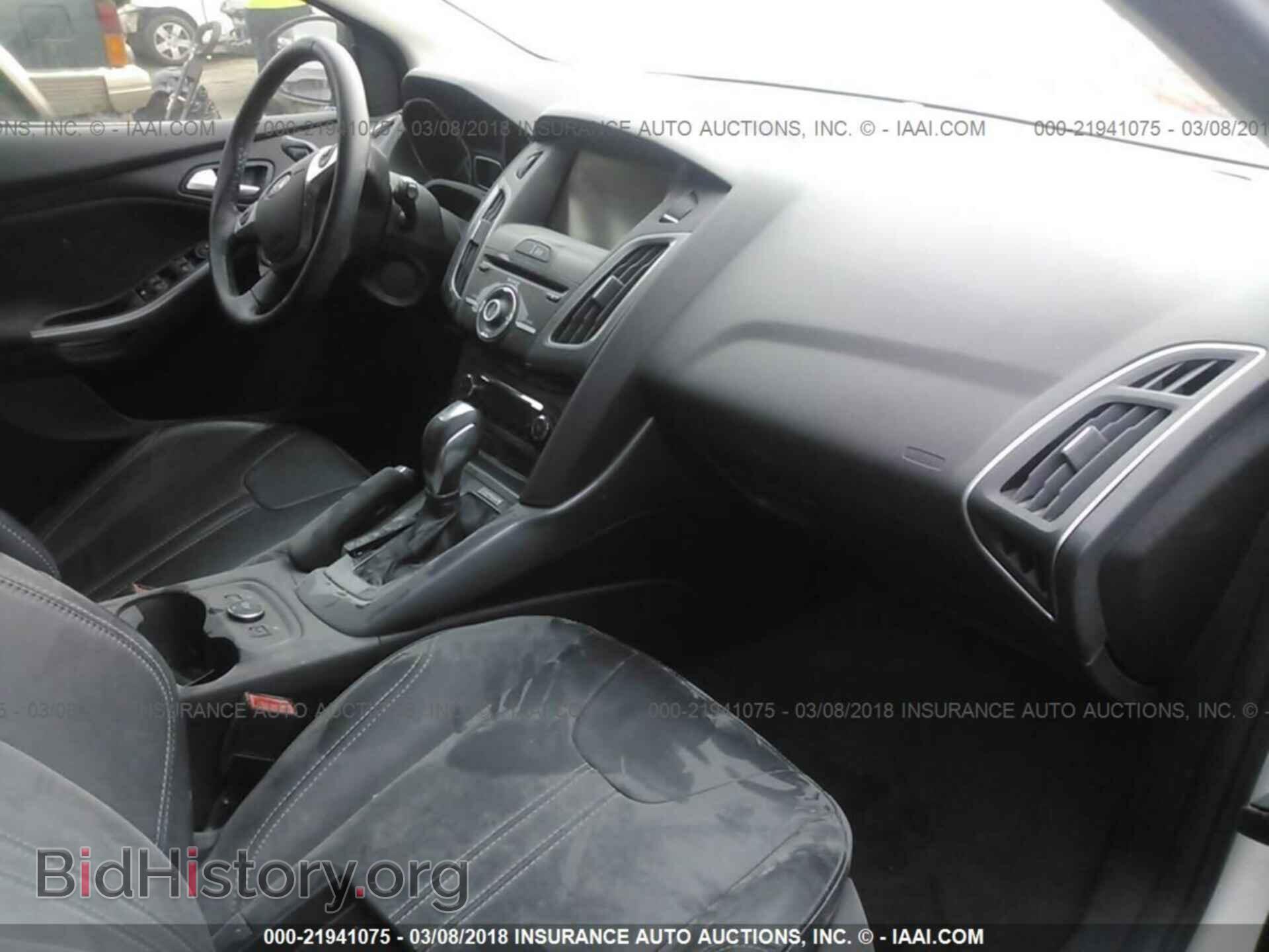 2014 Ford Focus - VIN: 1FADP3N21EL407104 - Фото 5