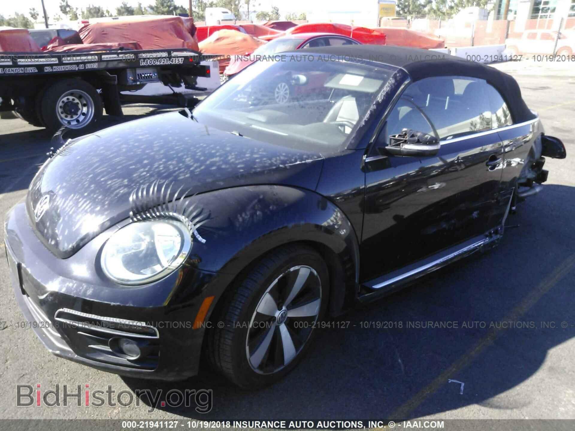 2013 Volkswagen Beetle - VIN: 3VW7T7AT9DM833514 - Фото 2