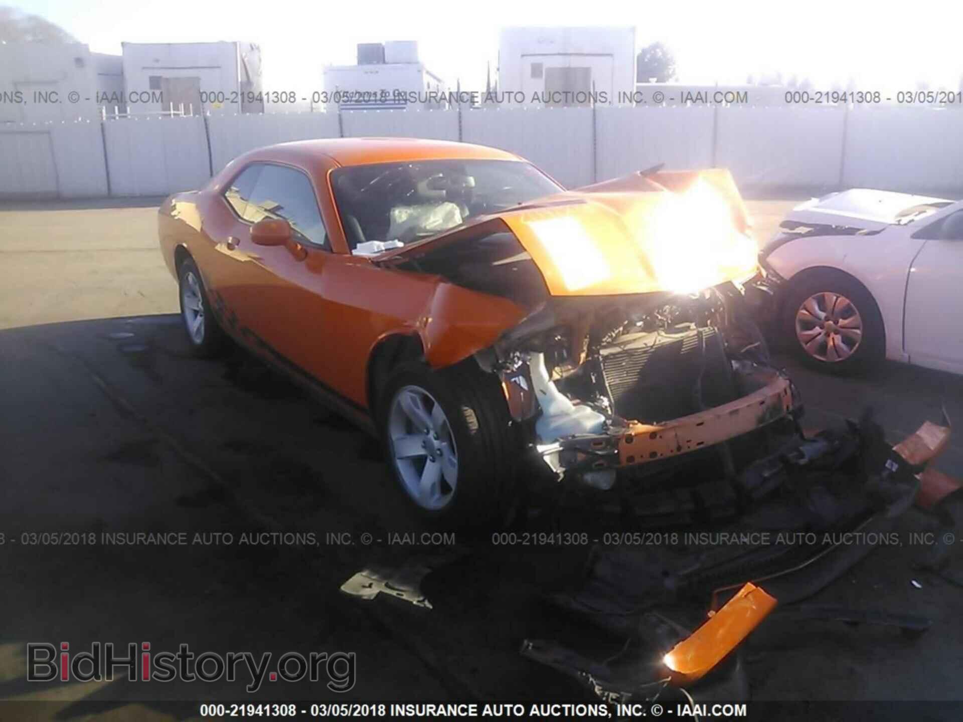 Photo 2C3CDYAG7CH143575 - Dodge Challenger 2012