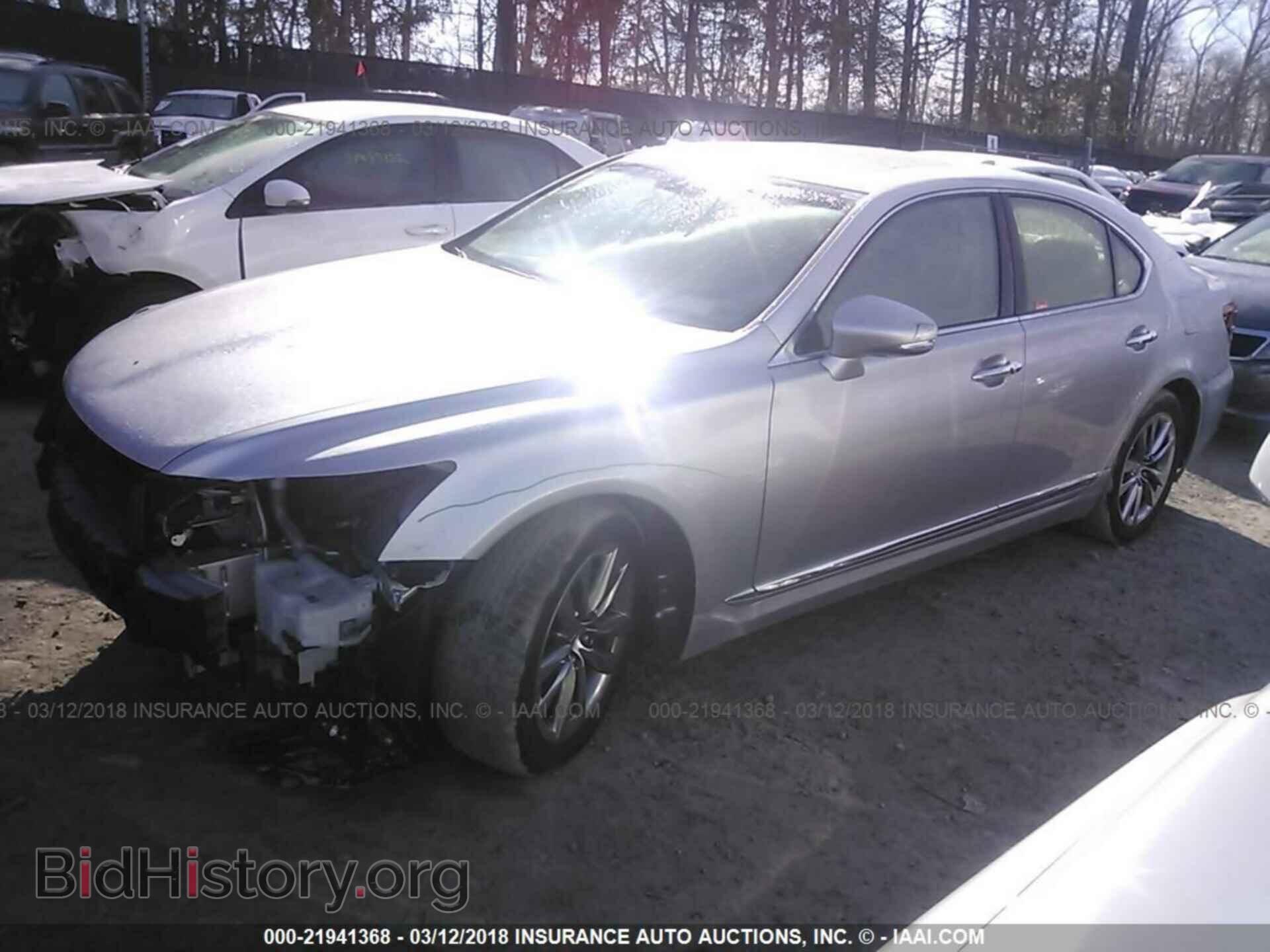 2014 Lexus Ls - VIN: JTHCL5EFXE5022434 - Фото 2