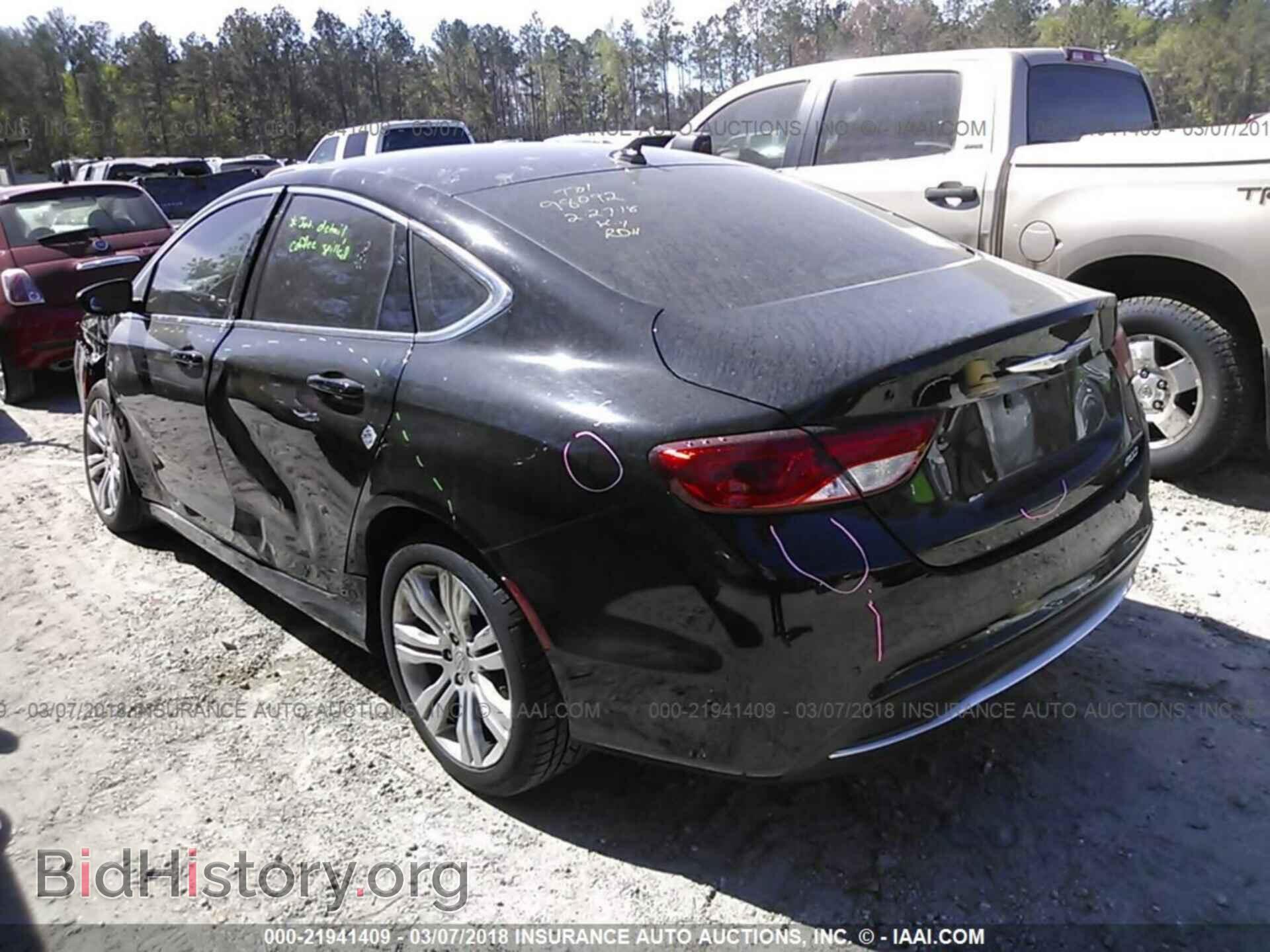 2015 Chrysler 200 - VIN: 1C3CCCAB0FN655989 - Photo 3
