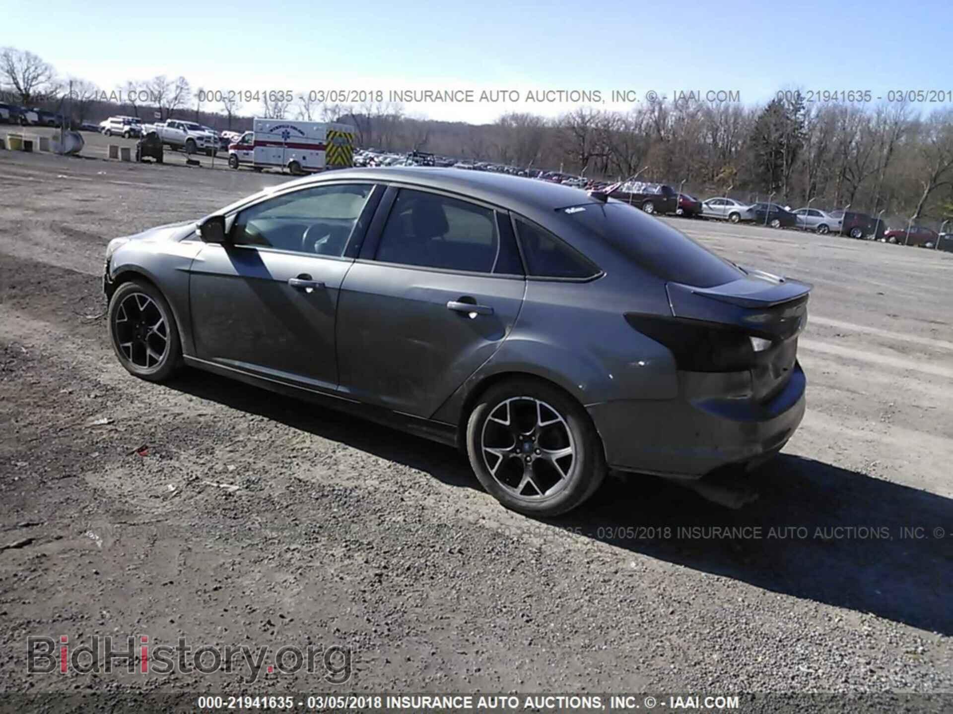 2012 Ford Focus - VIN: 1FAHP3F24CL120501 - Photo 3