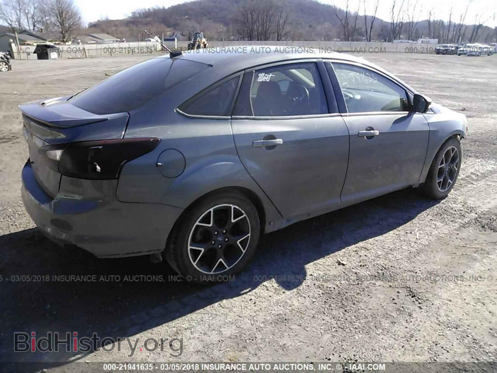 2012 Ford Focus - VIN: 1FAHP3F24CL120501 - Photo 4