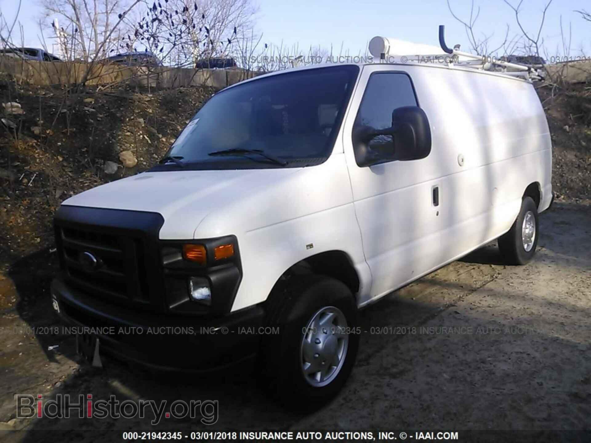 2011 Ford Econoline - VIN: 1FTNE2EL3BDA10202 - Фото 2