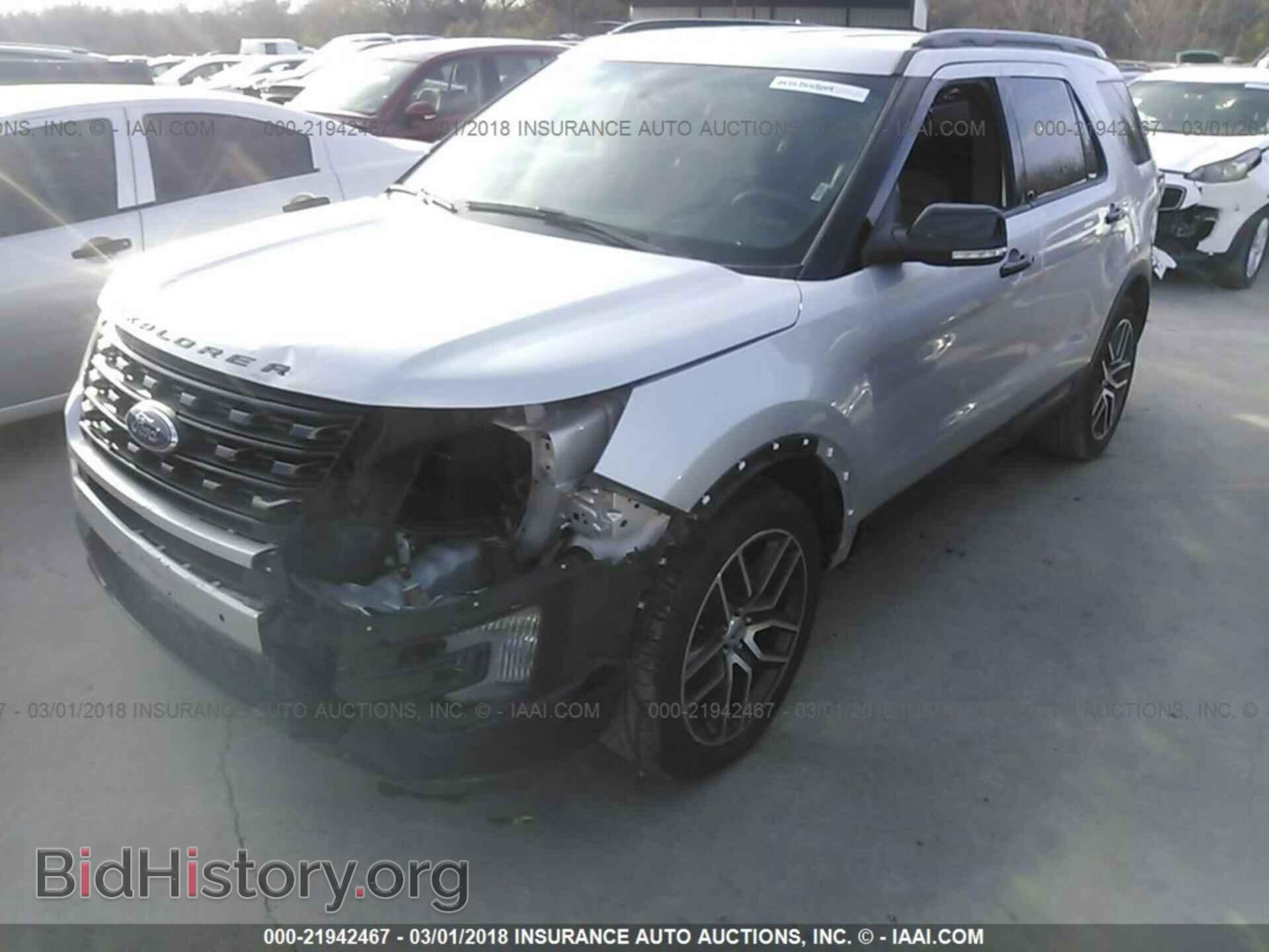 2017 Ford Explorer - VIN: 1FM5K8GT9HGB47687 - Фото 2