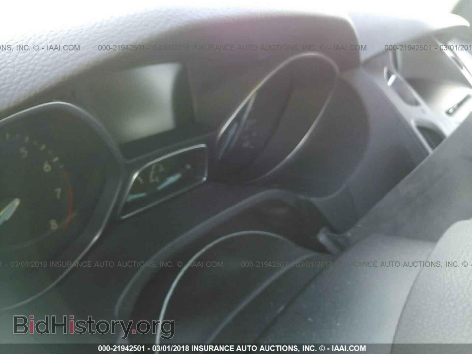 2017 Ford Focus - VIN: 1FADP3K24HL217760 - Photo 7