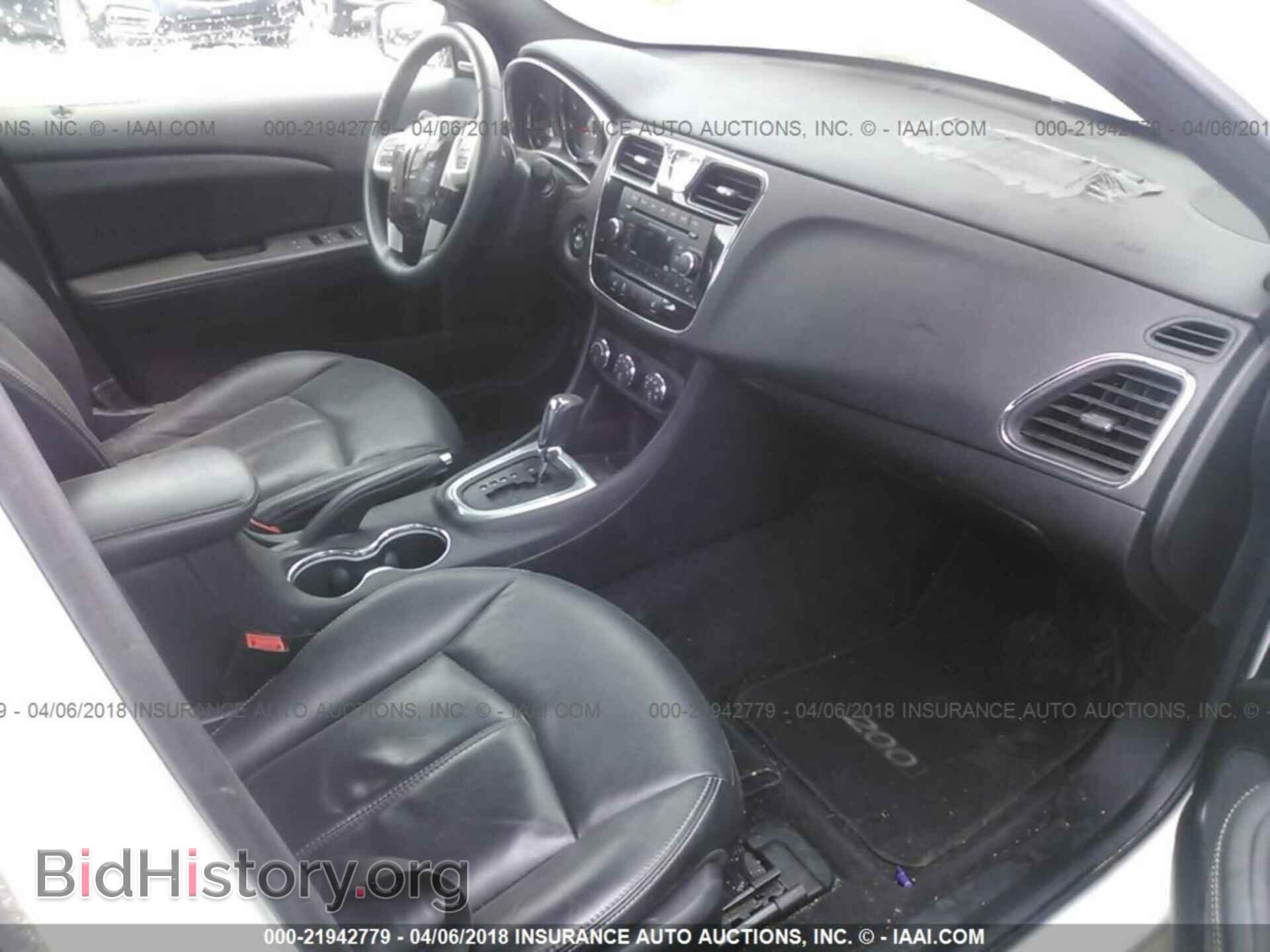 2014 Chrysler 200 - VIN: 1C3CCBCG0EN107816 - Фото 5