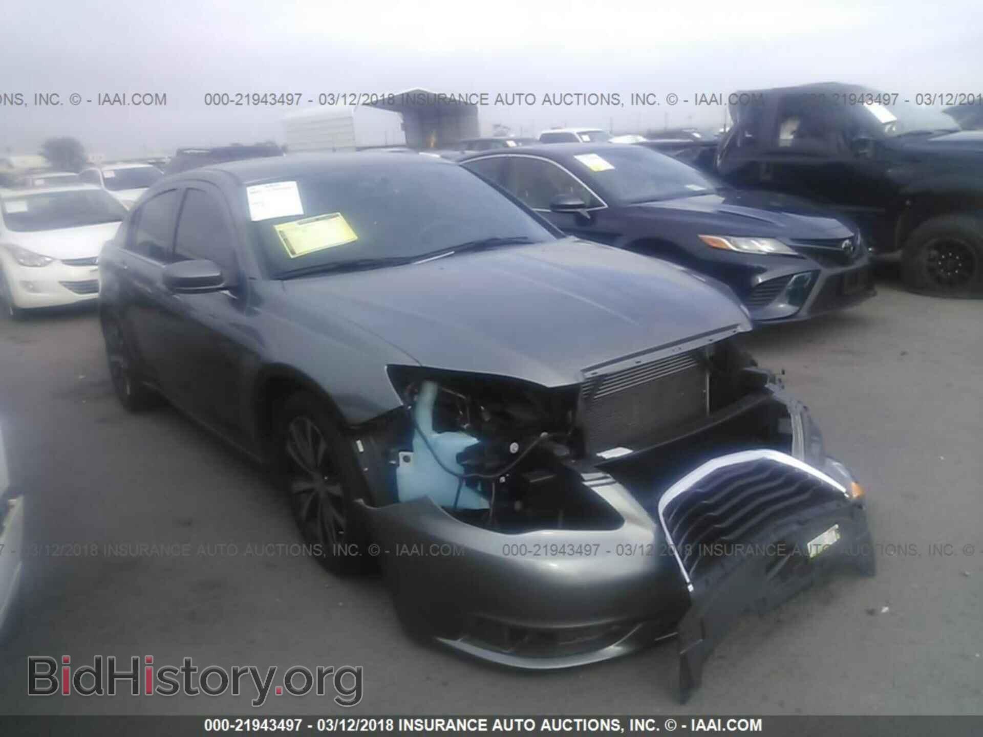 Photo 1C3CCBBG1DN715635 - Chrysler 200 2013