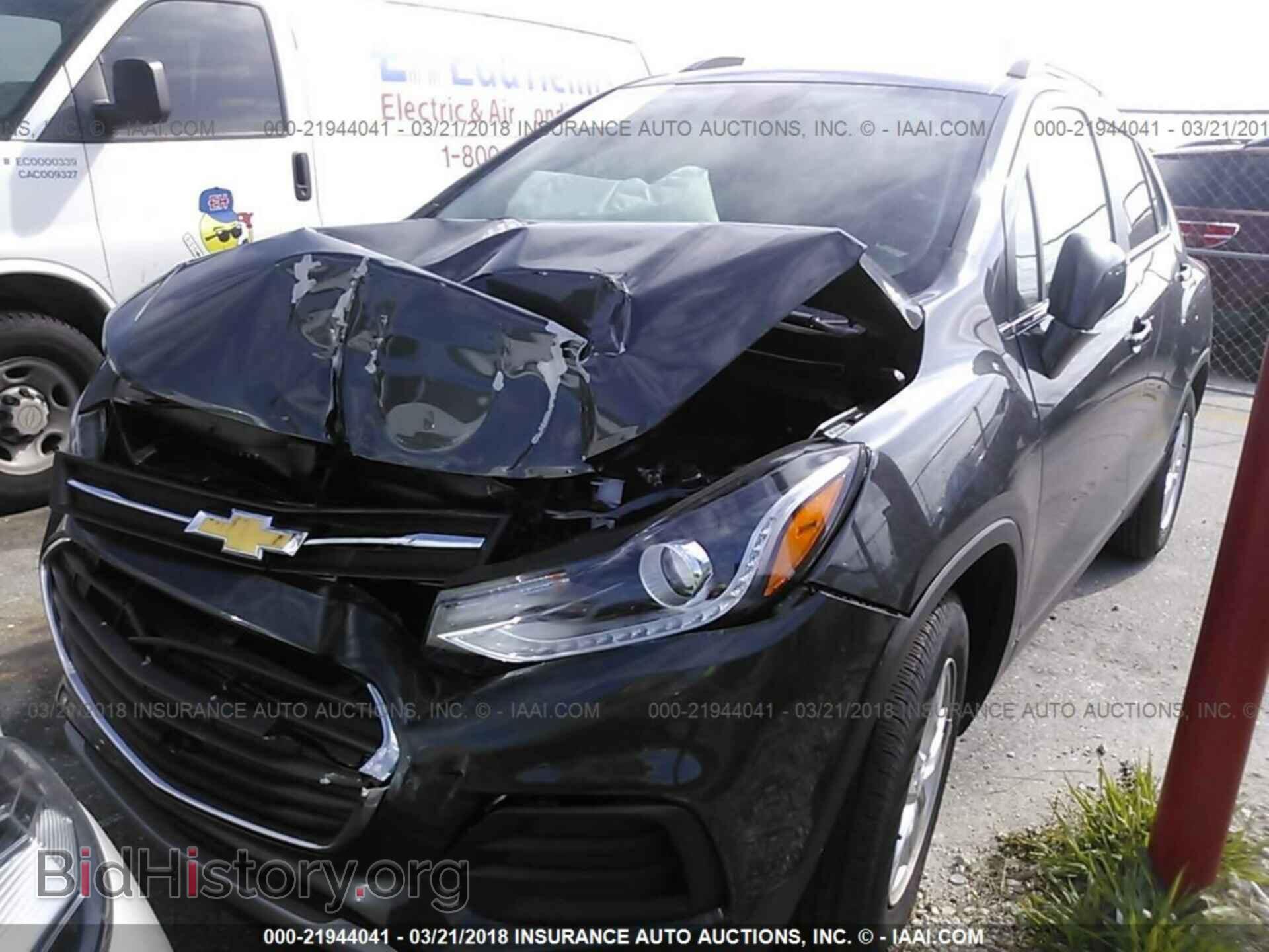 2017 Chevrolet Trax - VIN: 3GNCJLSB3HL287348 - Photo 6