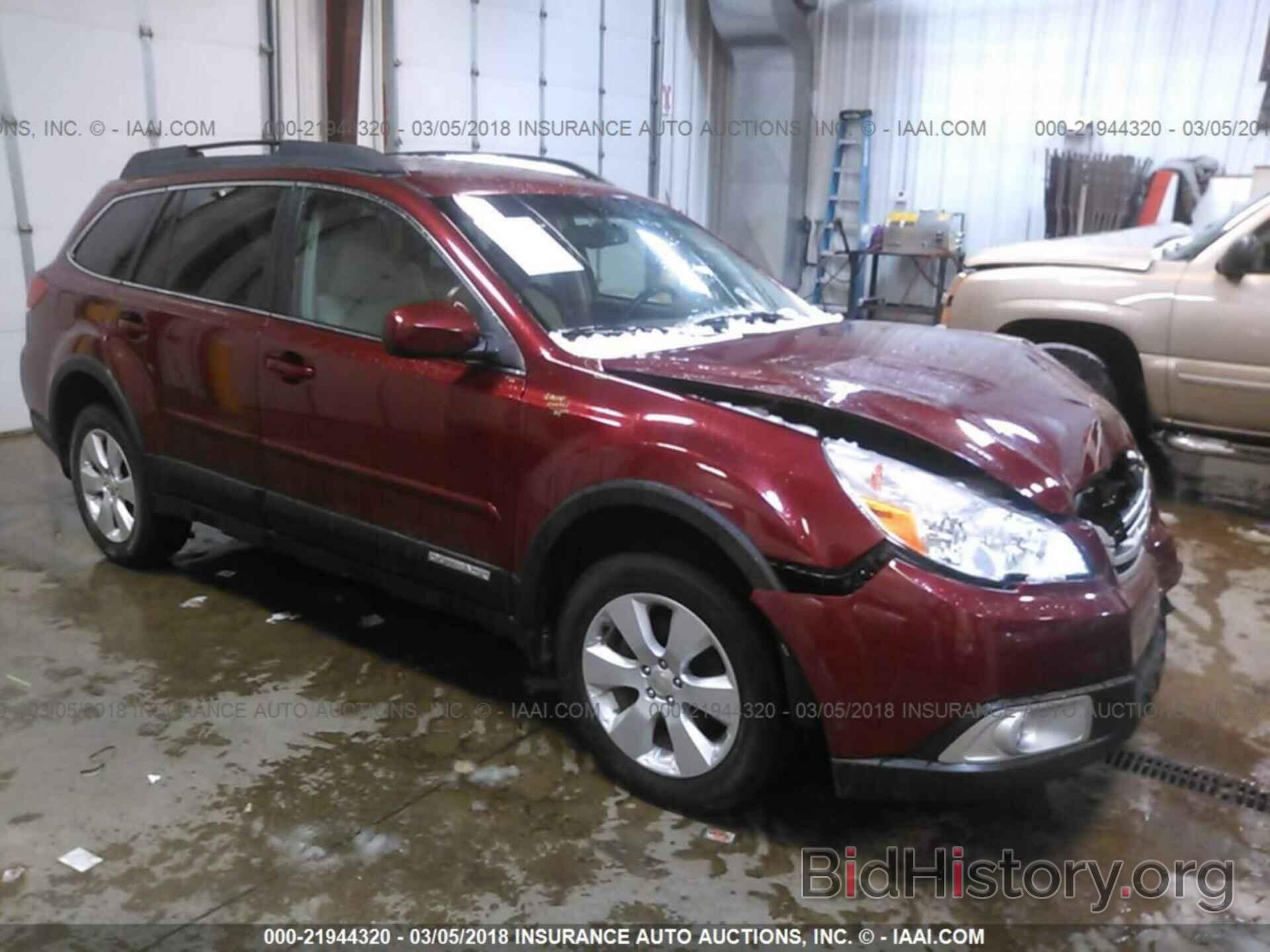 Photo 4S4BRCCC3B3447411 - Subaru Outback 2011