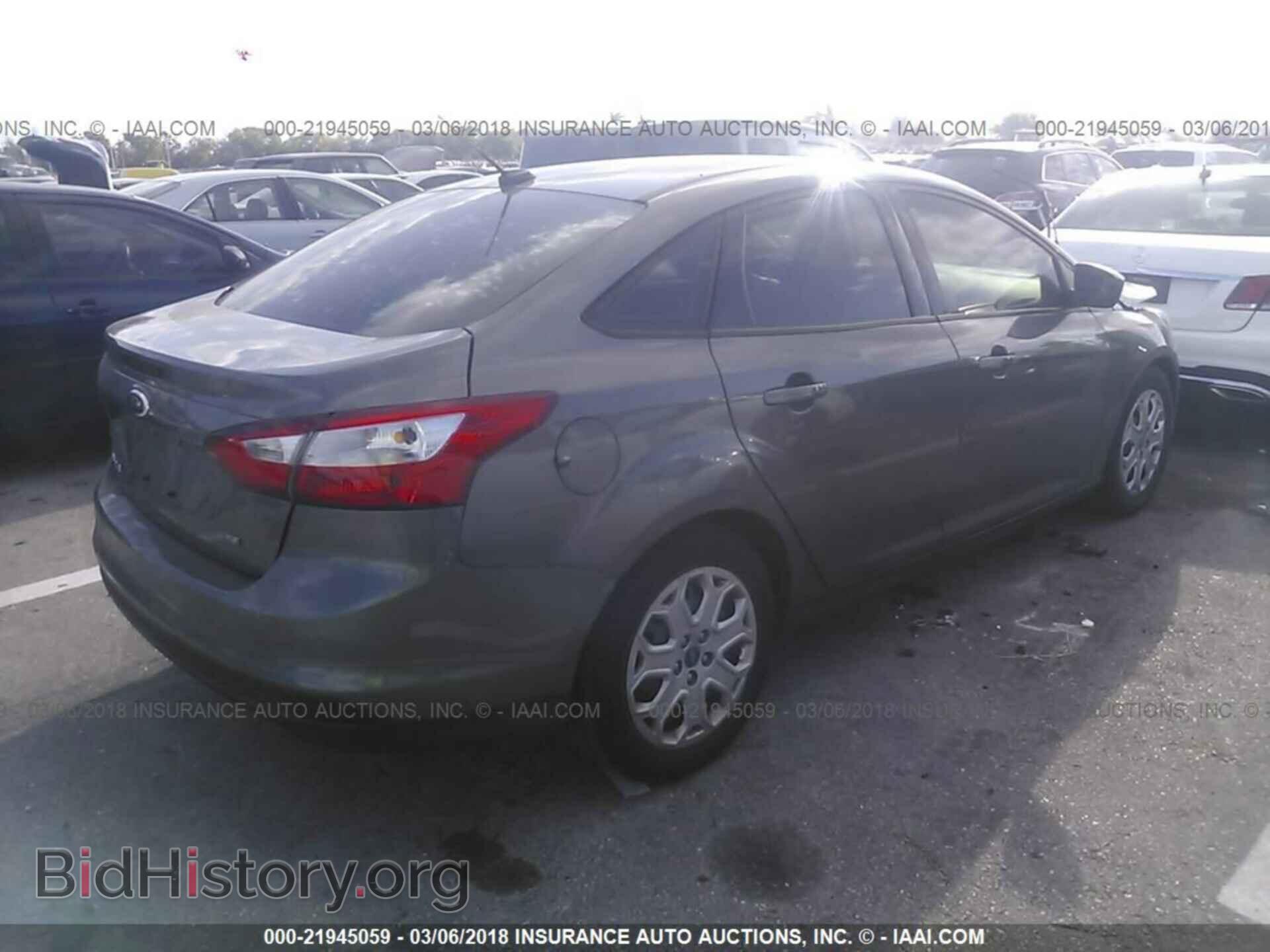 2012 Ford Focus - VIN: 1FAHP3F29CL219976 - Фото 4