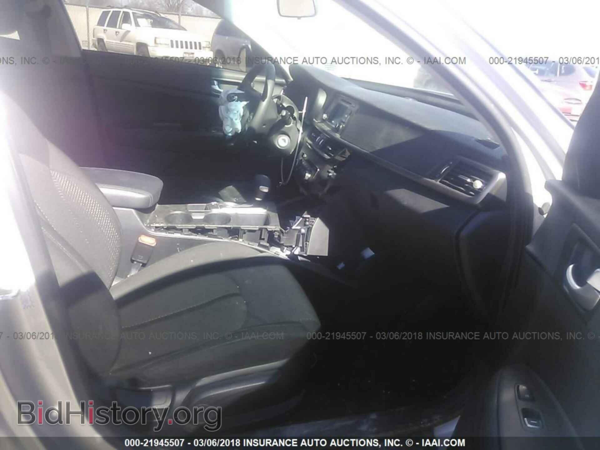 2017 Kia Optima - VIN: KNAGT4L30H5155484 - Photo 5