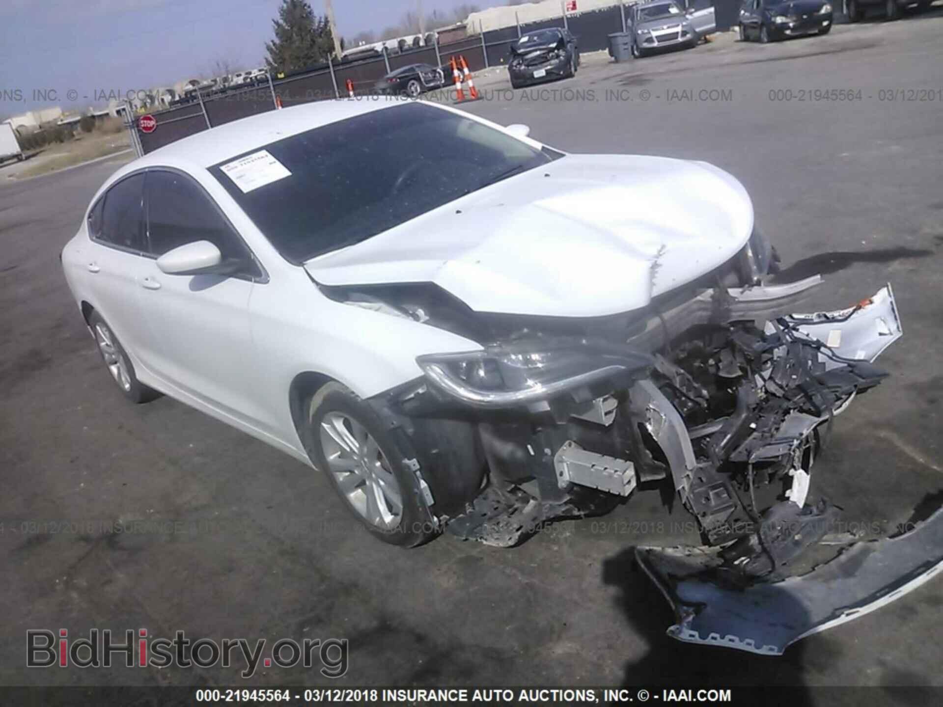 Photo 1C3CCCAB2FN574265 - Chrysler 200 2015
