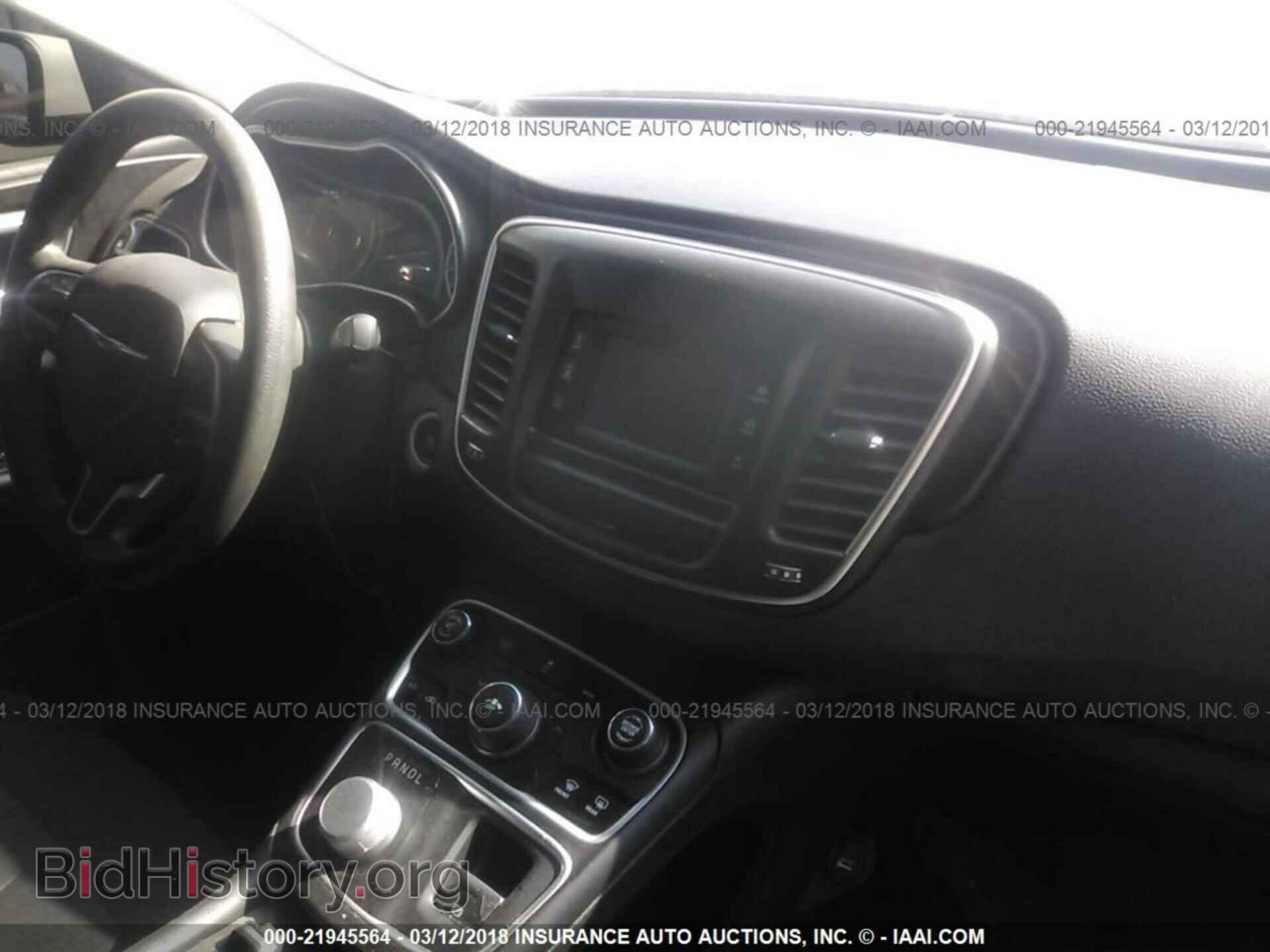 2015 Chrysler 200 - VIN: 1C3CCCAB2FN574265 - Photo 5
