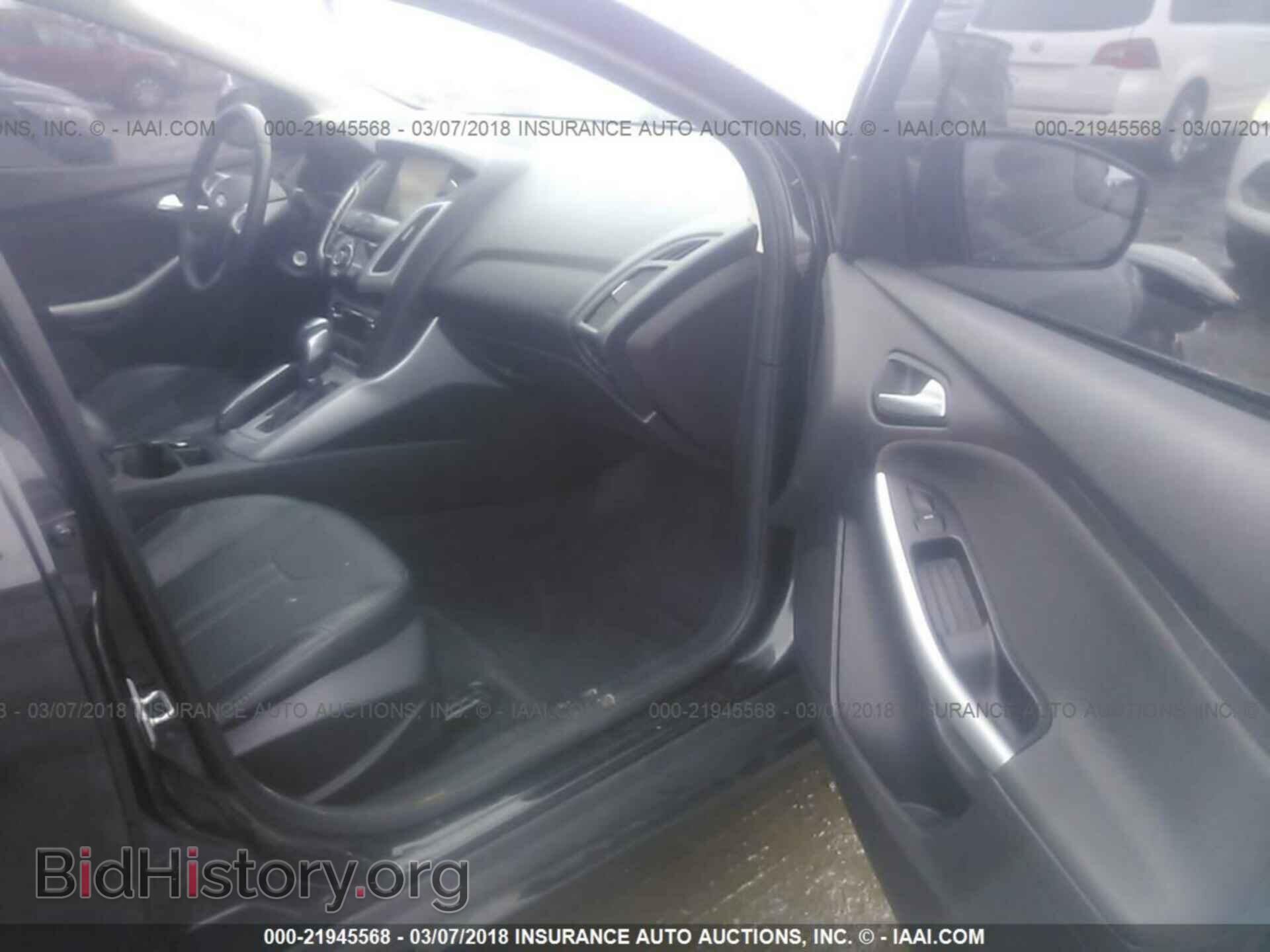 2014 Ford Focus - VIN: 1FADP3F20EL101851 - Photo 5