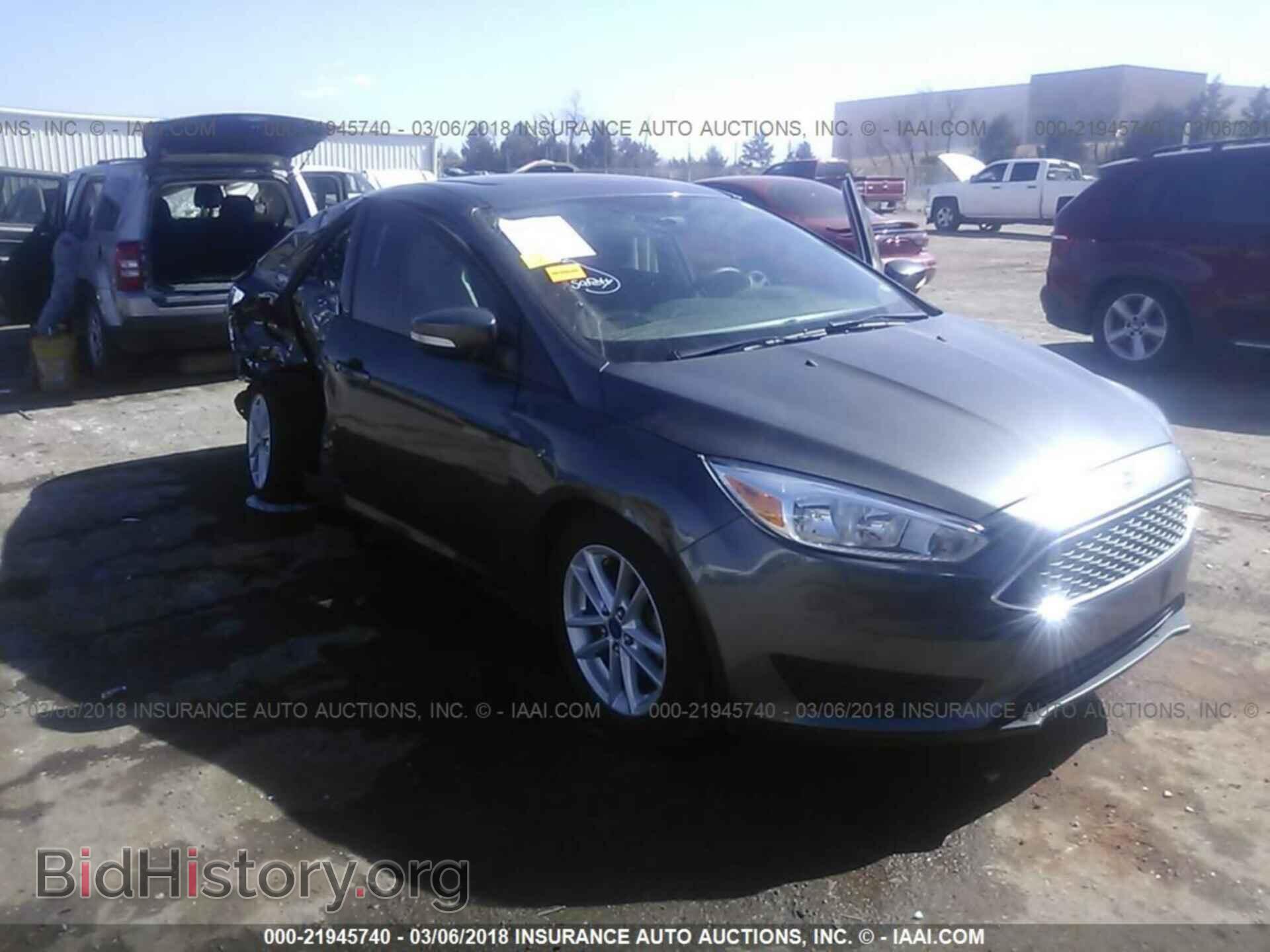 Photo 1FADP3F27FL242563 - Ford Focus 2015