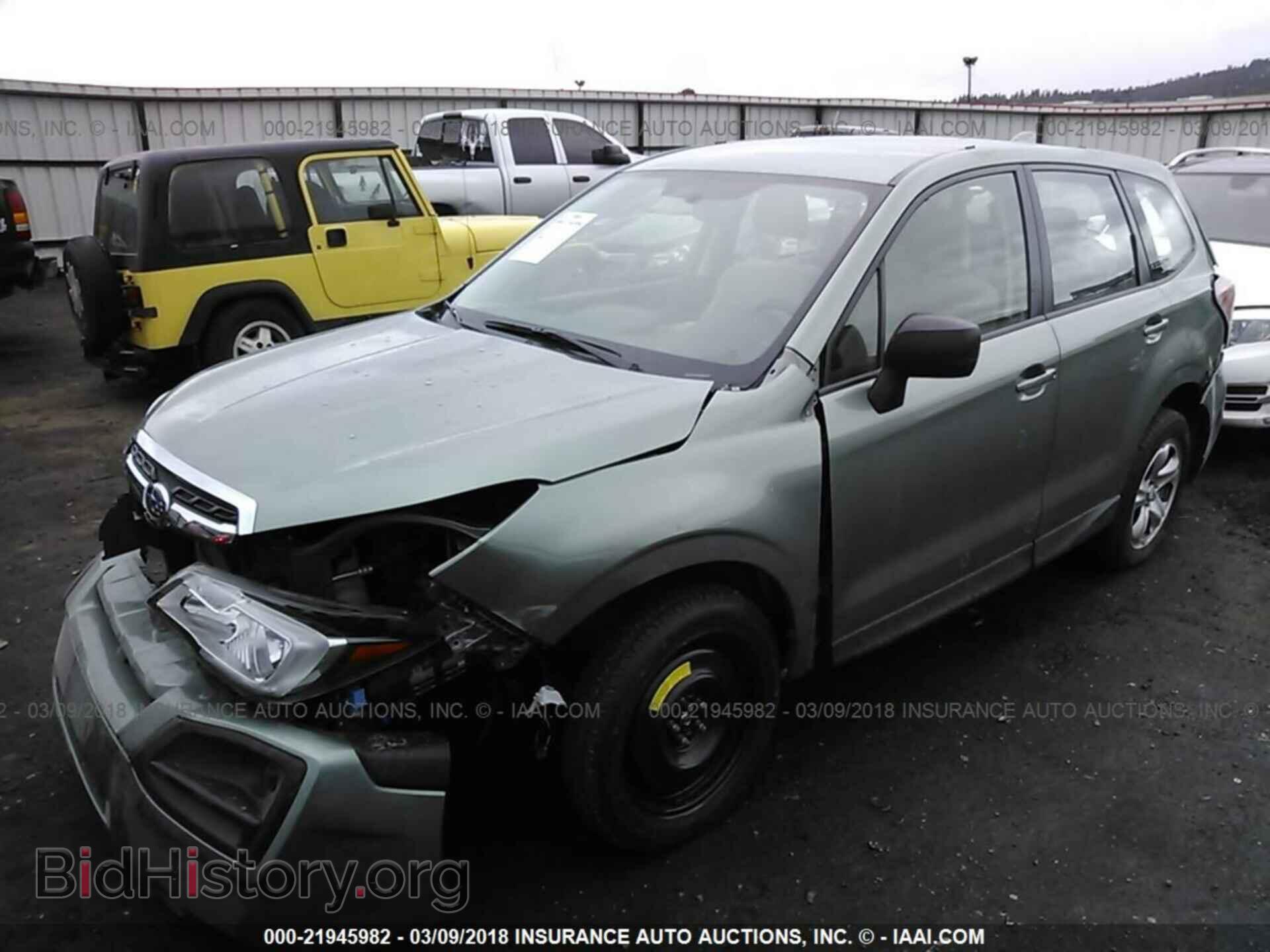 2017 Subaru Forester - VIN: JF2SJAAC8HG540950 - Photo 2
