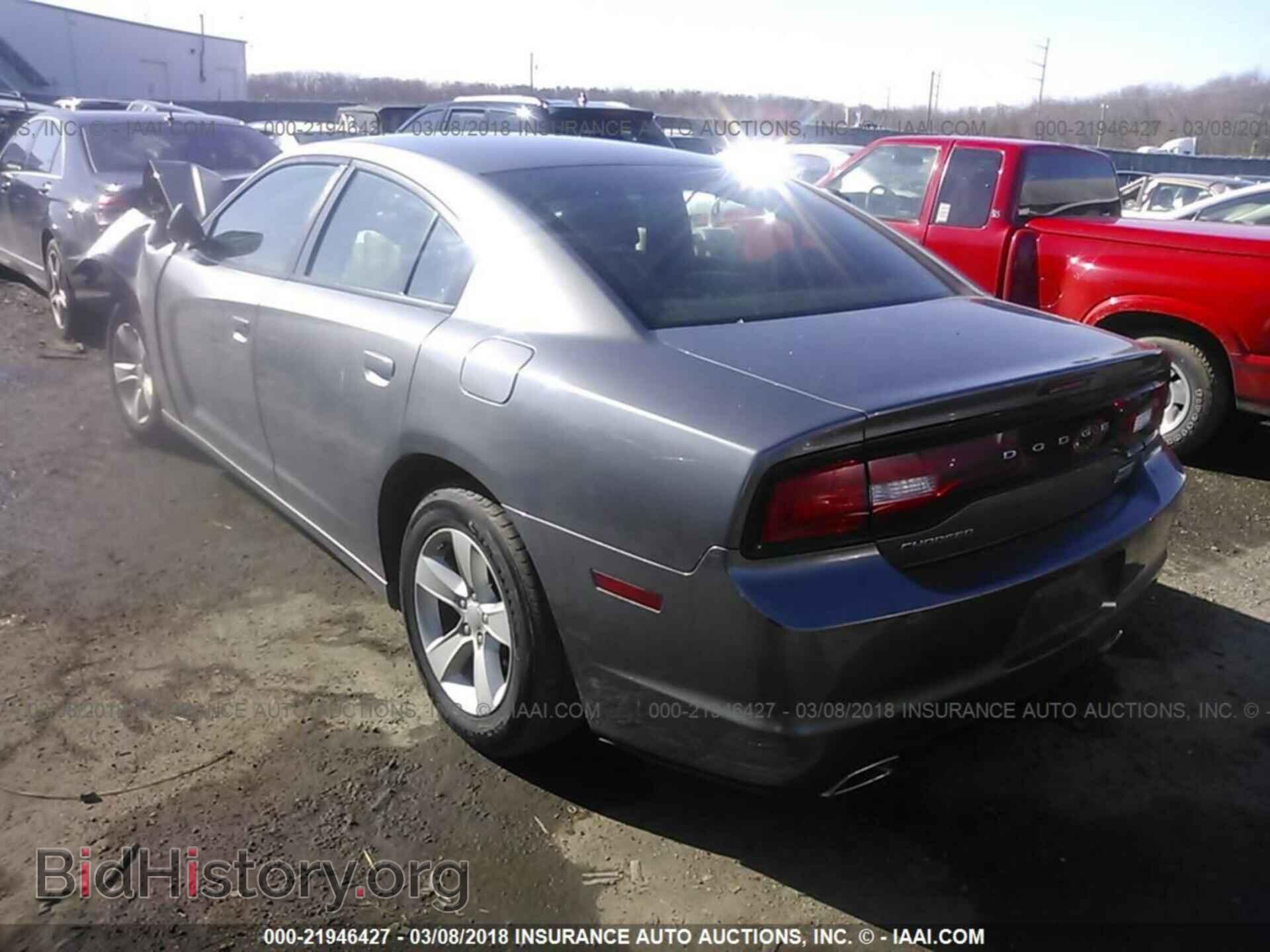 2011 Dodge Charger - VIN: 2B3CL3CG0BH576895 - Фото 3