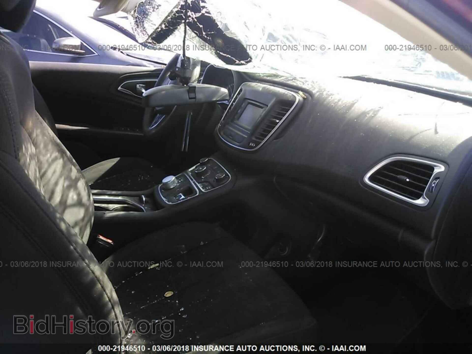 2015 Chrysler 200 - VIN: 1C3CCCAB2FN718574 - Photo 5