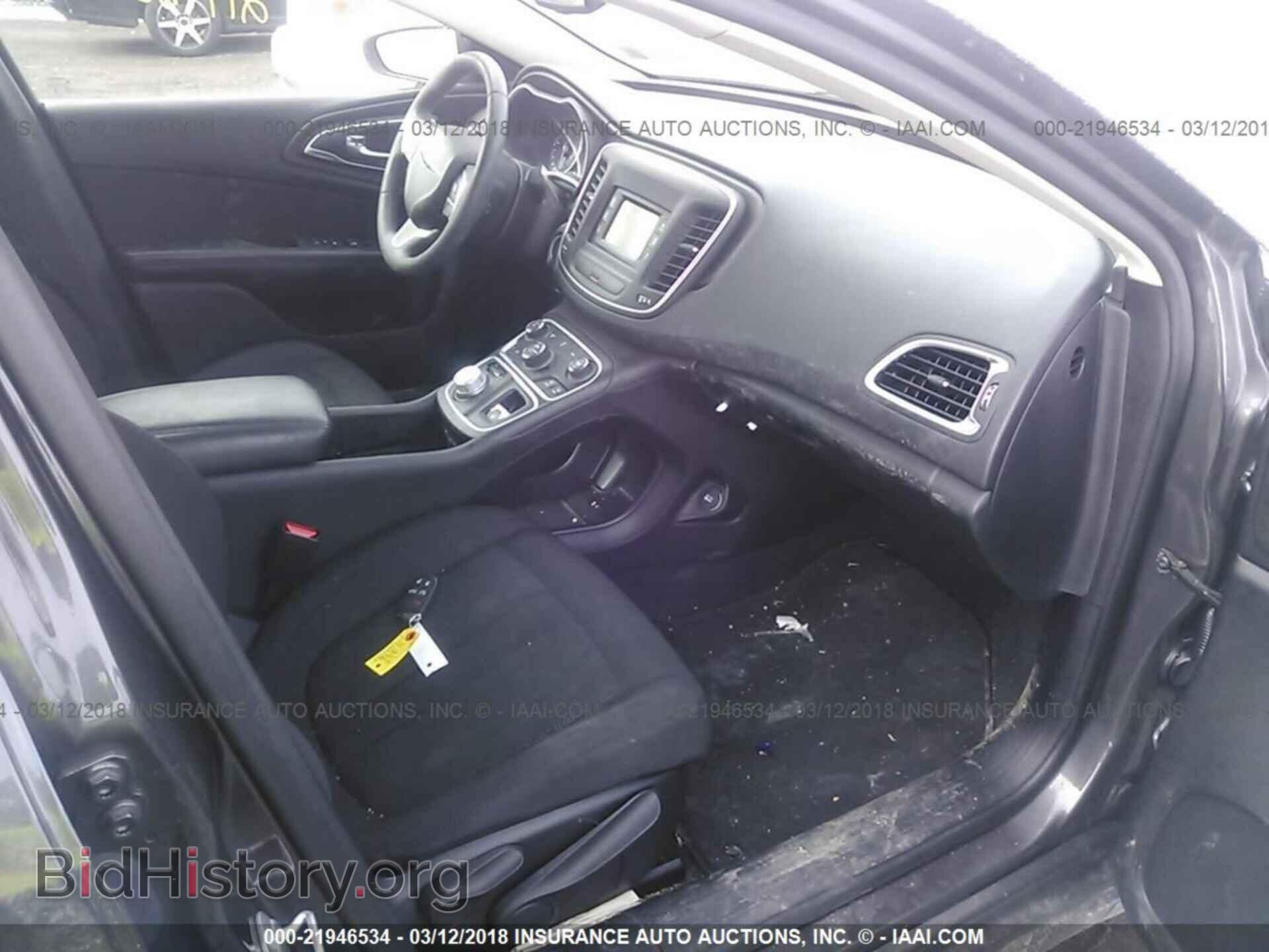 2015 Chrysler 200 - VIN: 1C3CCCAB5FN527960 - Photo 5