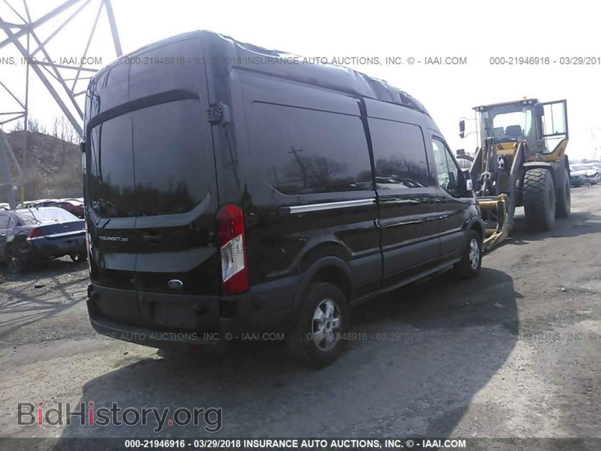 2017 Ford Transit - VIN: 1FTYR2XM2HKB54528 - Фото 4