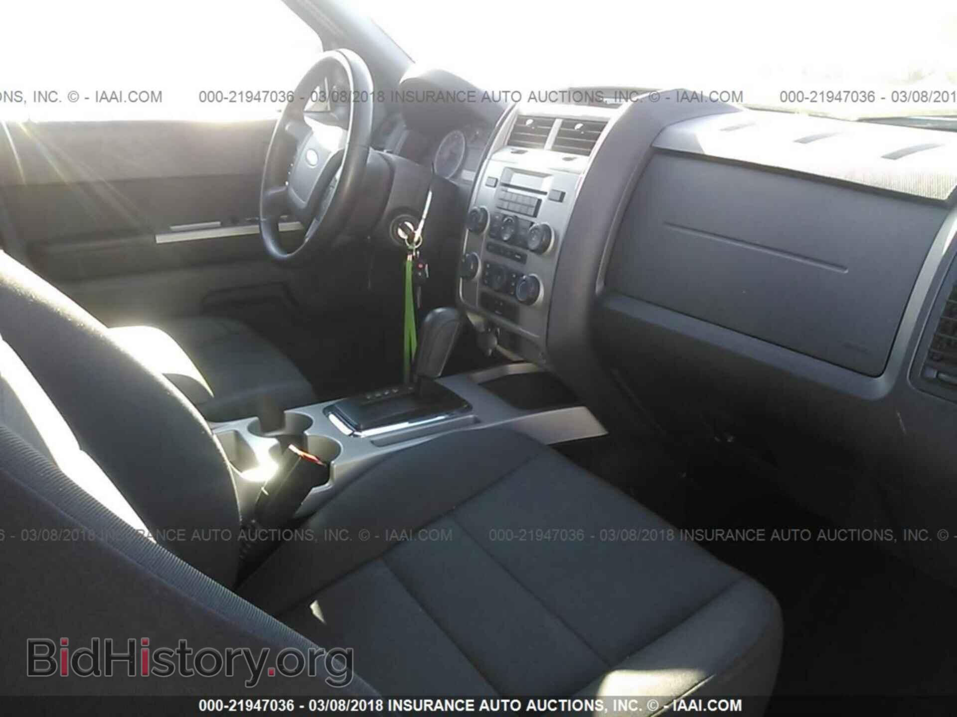 2011 Ford Escape - VIN: 1FMCU0D76BKC63475 - Photo 5