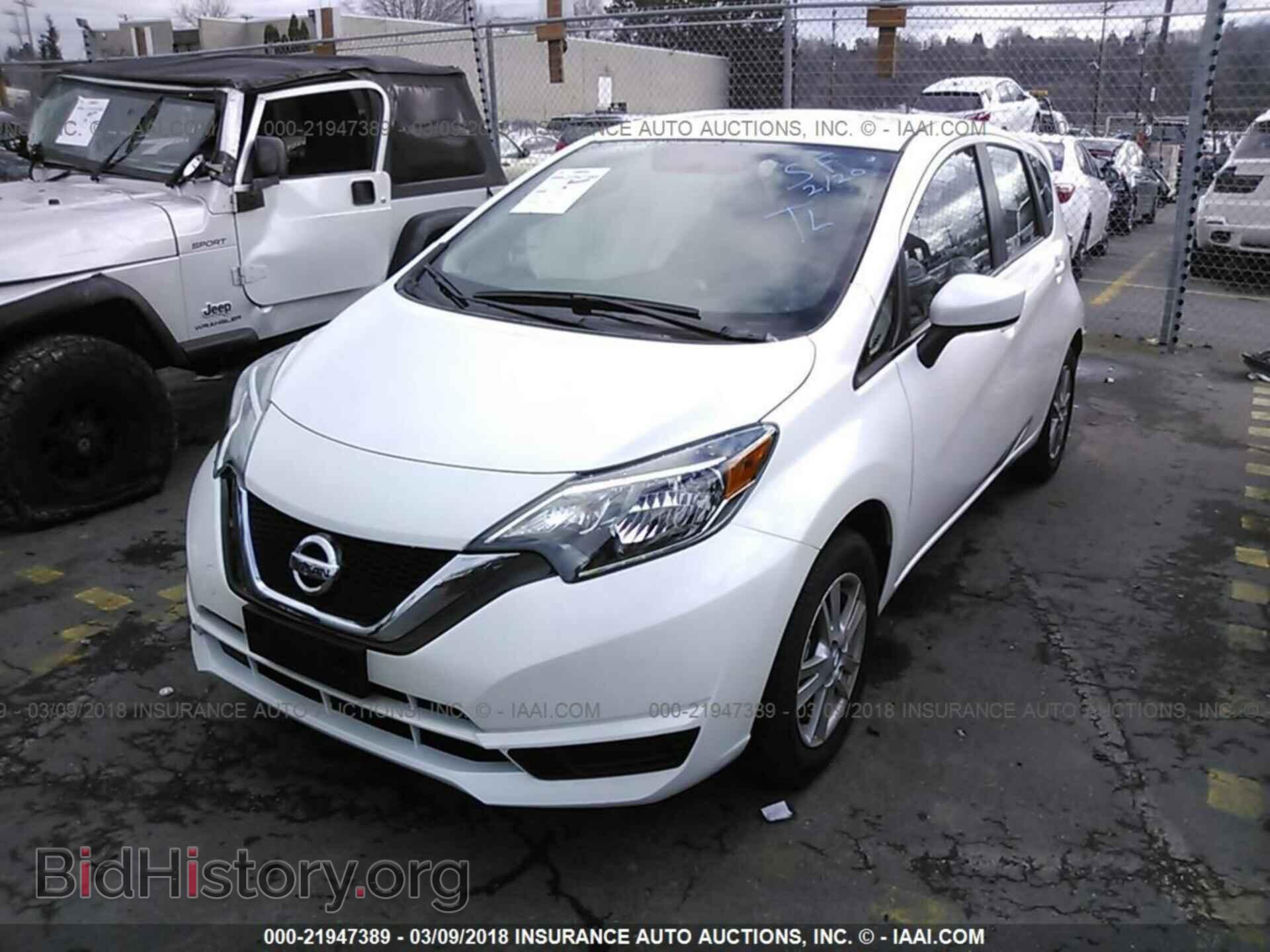 2017 Nissan Versa note - VIN: 3N1CE2CP3HL354986 - Photo 2