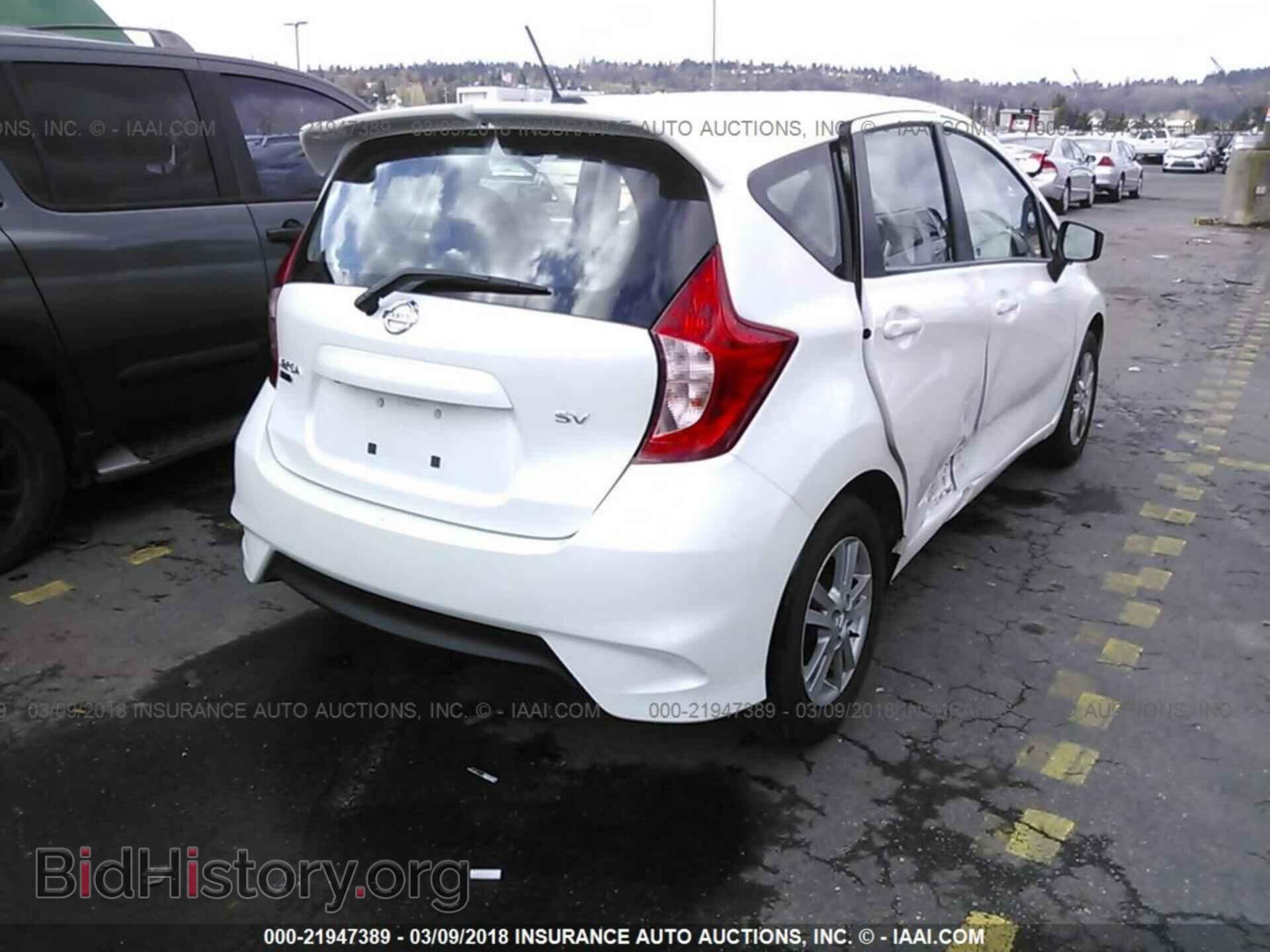 2017 Nissan Versa note - VIN: 3N1CE2CP3HL354986 - Photo 4