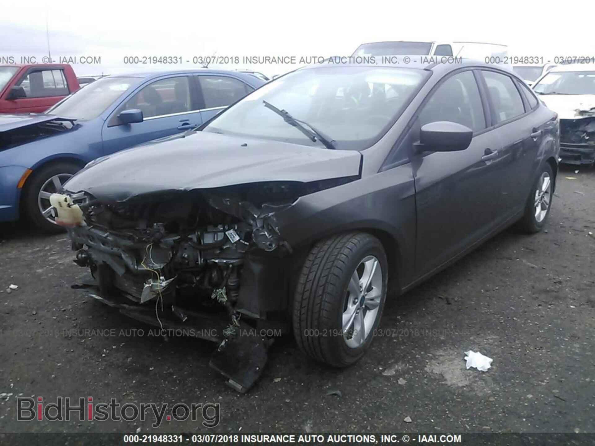 2012 Ford Focus - VIN: 1FAHP3F2XCL246877 - Photo 2
