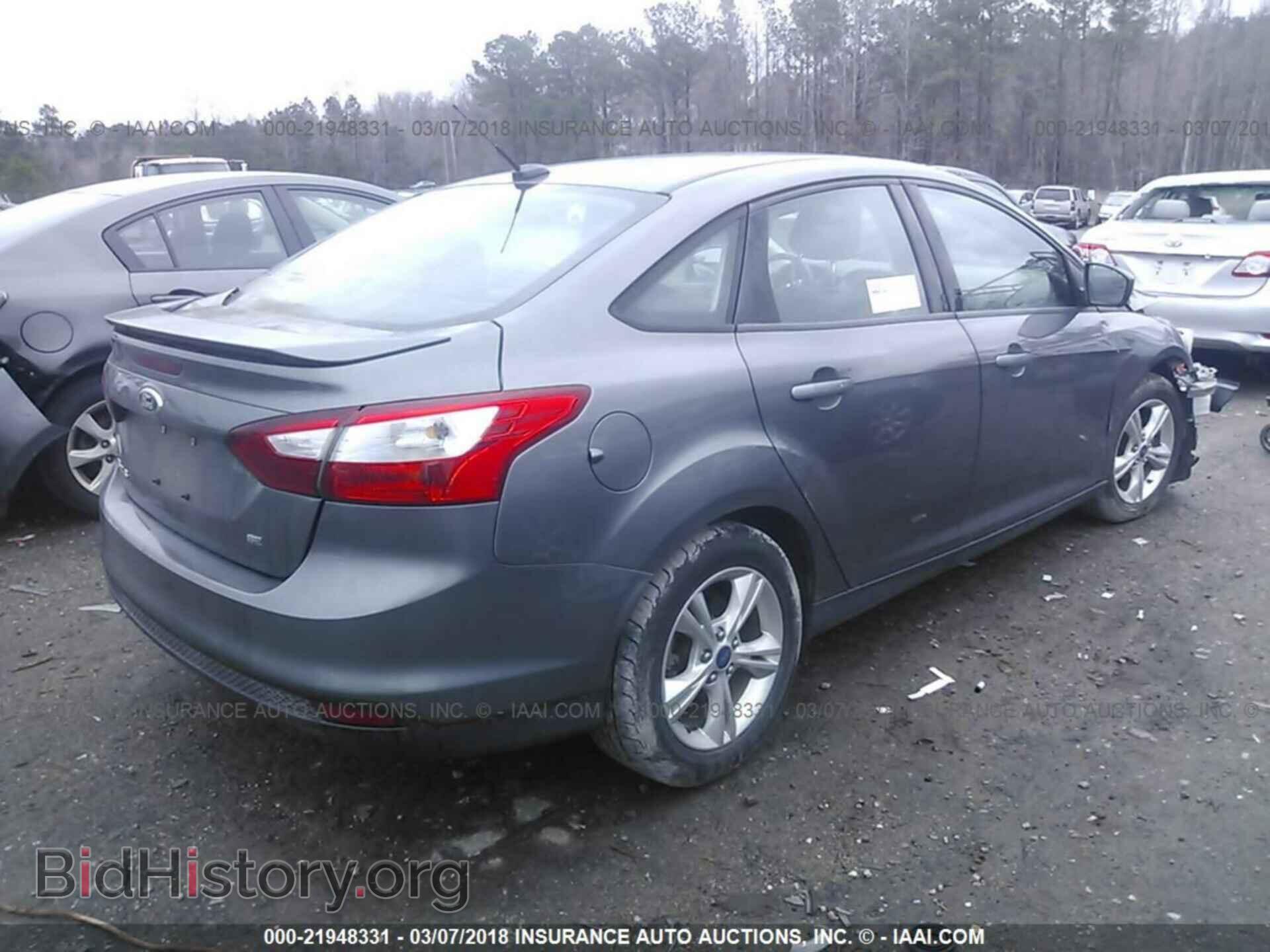 2012 Ford Focus - VIN: 1FAHP3F2XCL246877 - Photo 4