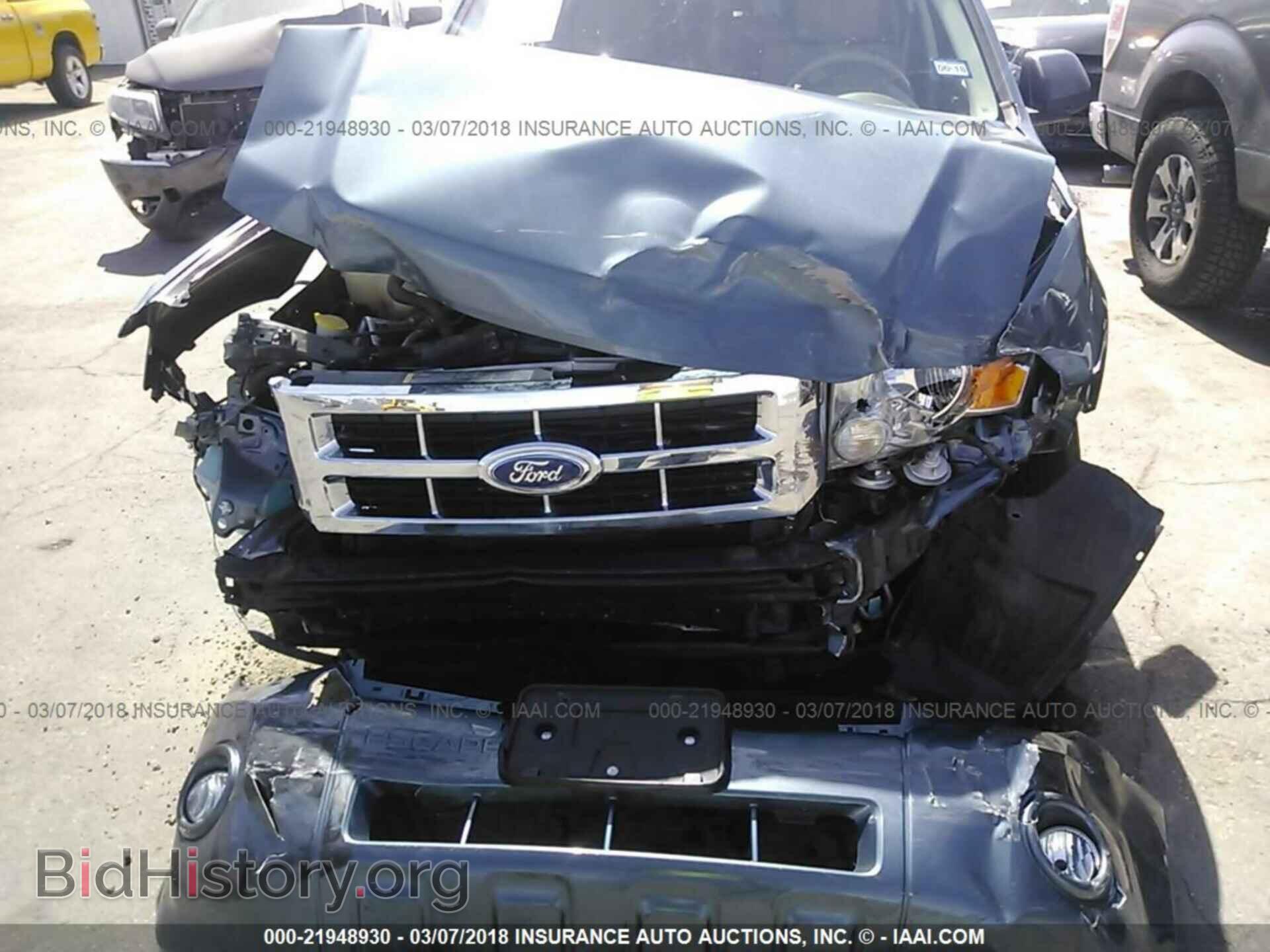 2011 Ford Escape - VIN: 1FMCU0D73BKC51168 - Фото 6