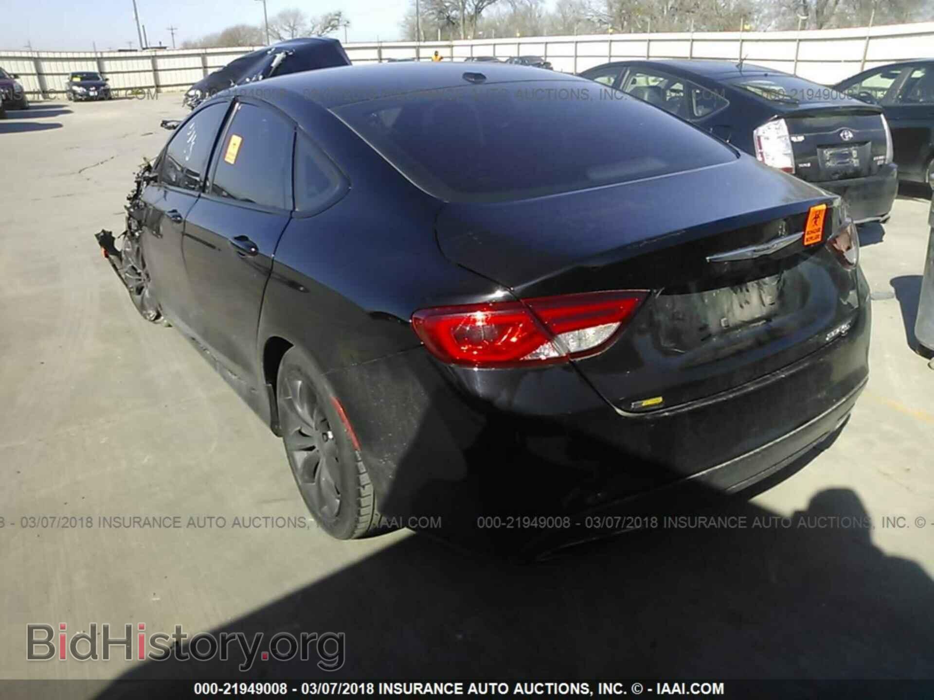 2015 Chrysler 200 - VIN: 1C3CCCBB0FN613238 - Фото 3